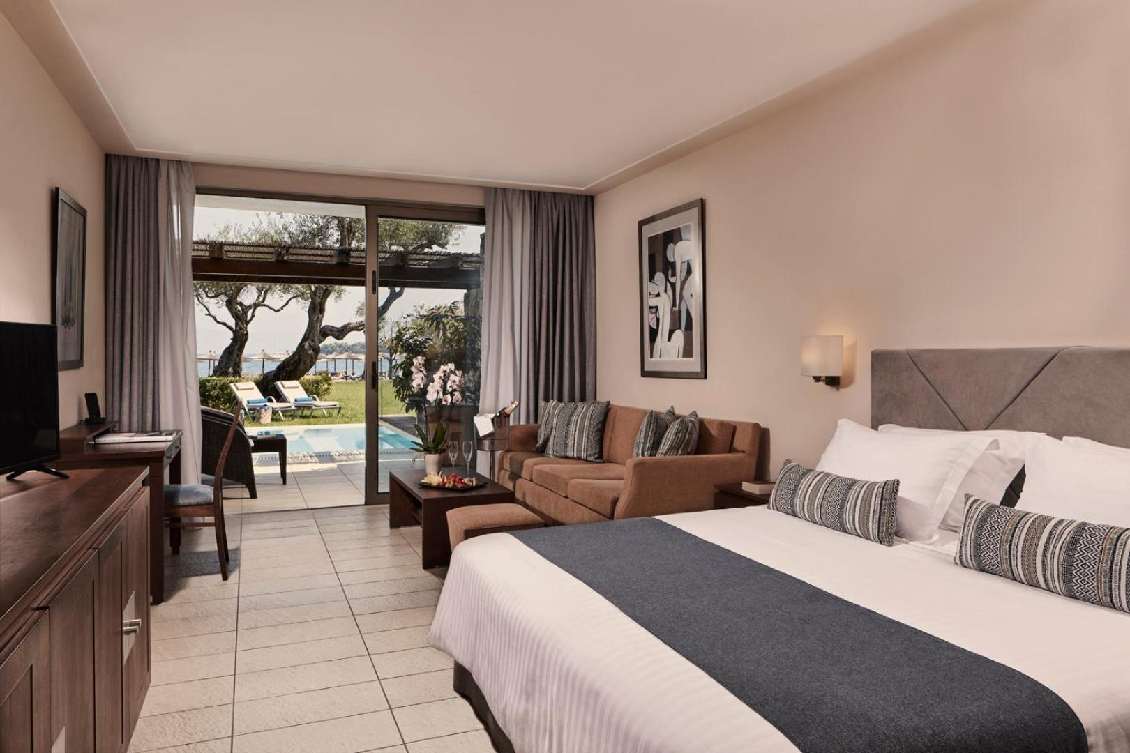 Junior Suite with Private Pool