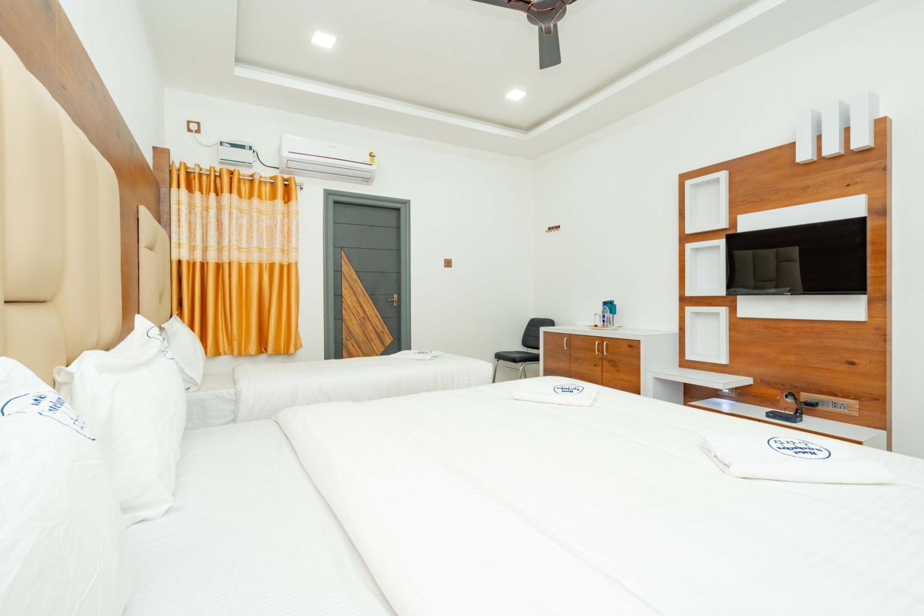 Deluxe Triple Room