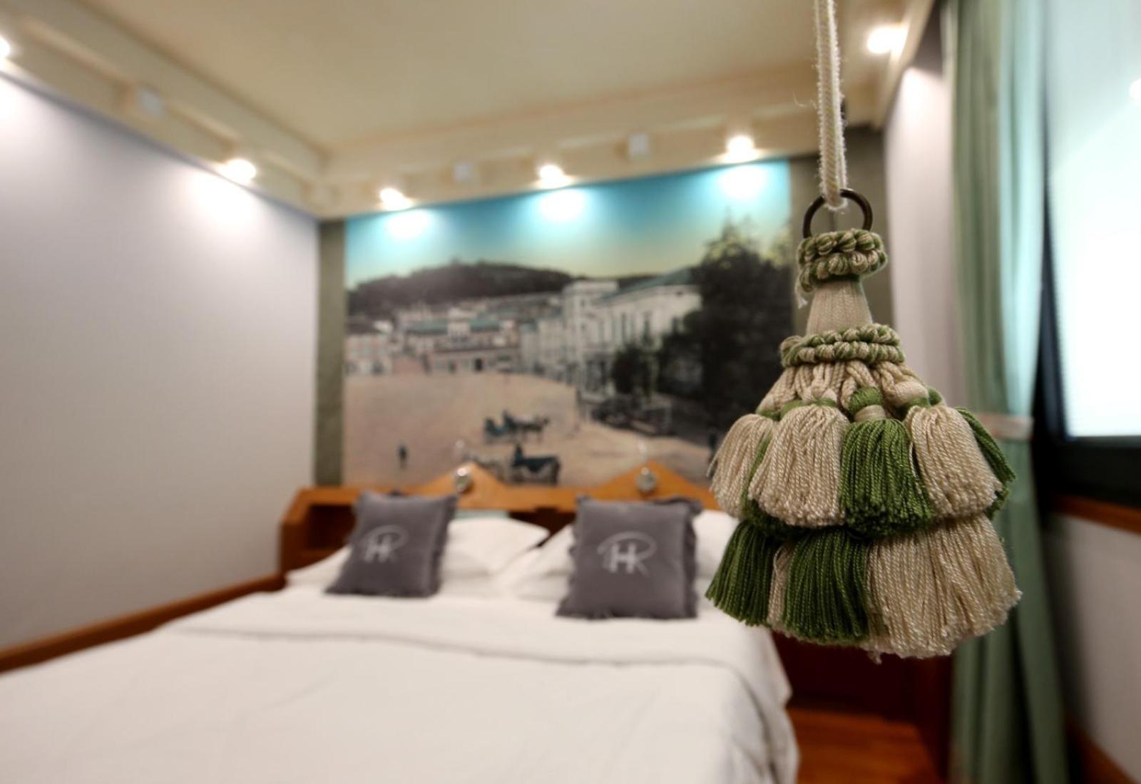 Double or Twin Room - Photo 18