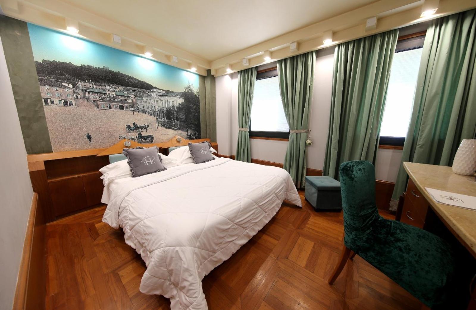 Double or Twin Room - Photo 34