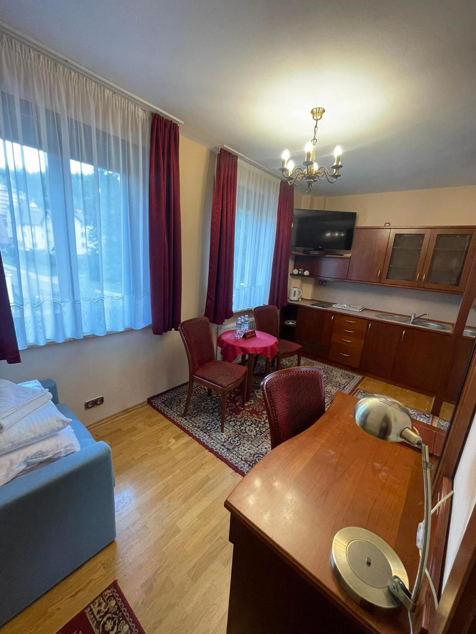 Suite with Balcony photo 2