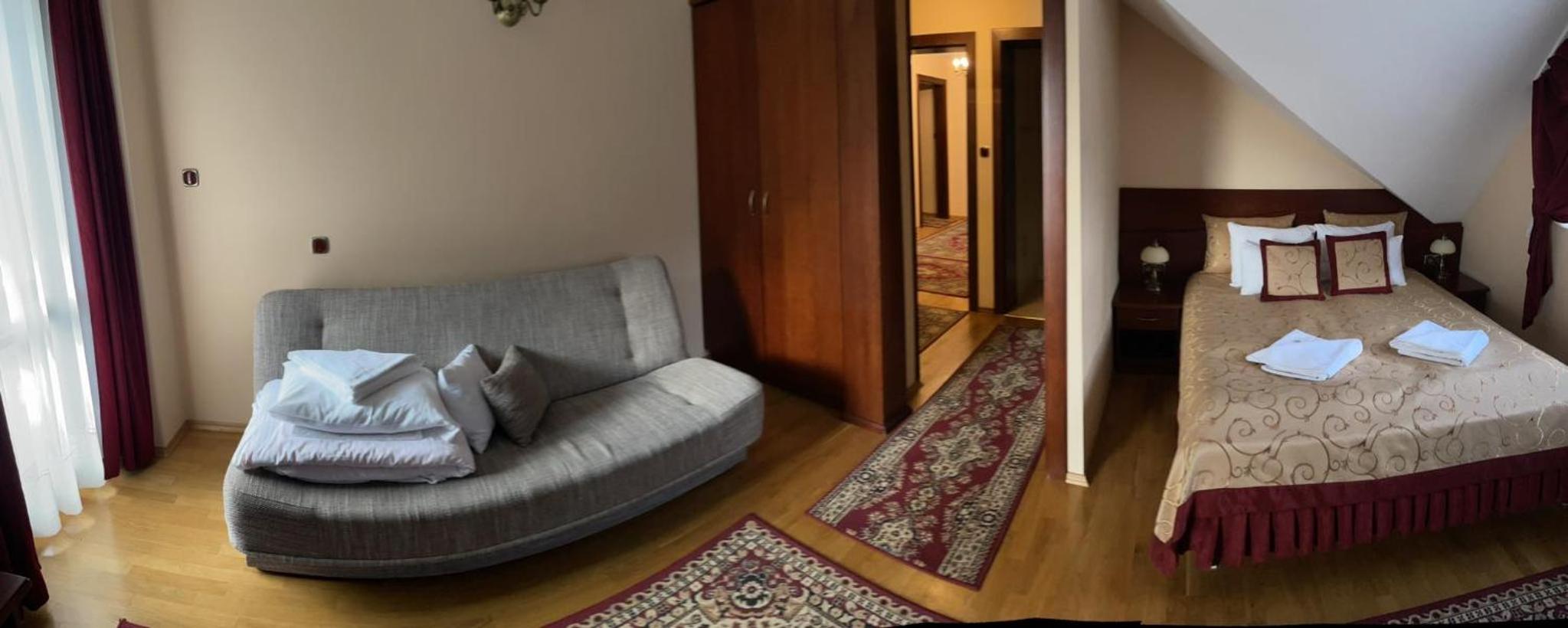 Triple Room with Balcony photo 2
