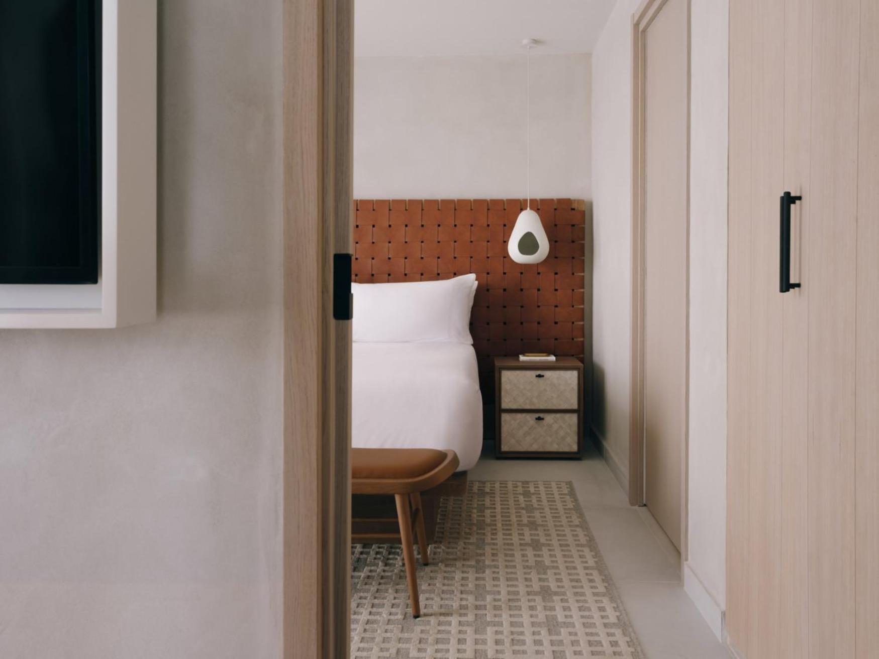 Mondrian Suite  - Photo 5
