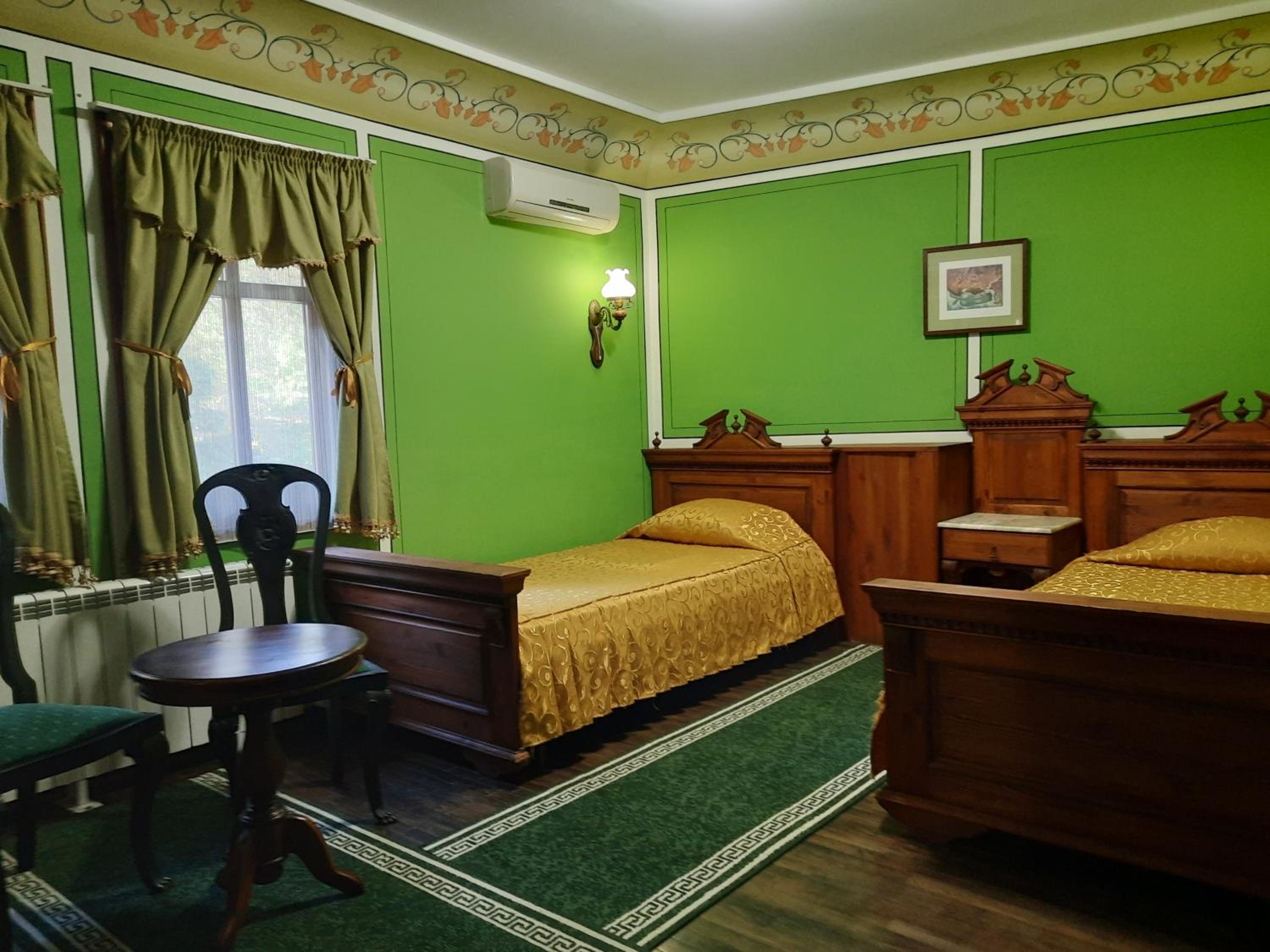 Deluxe Twin Room - Photo 3
