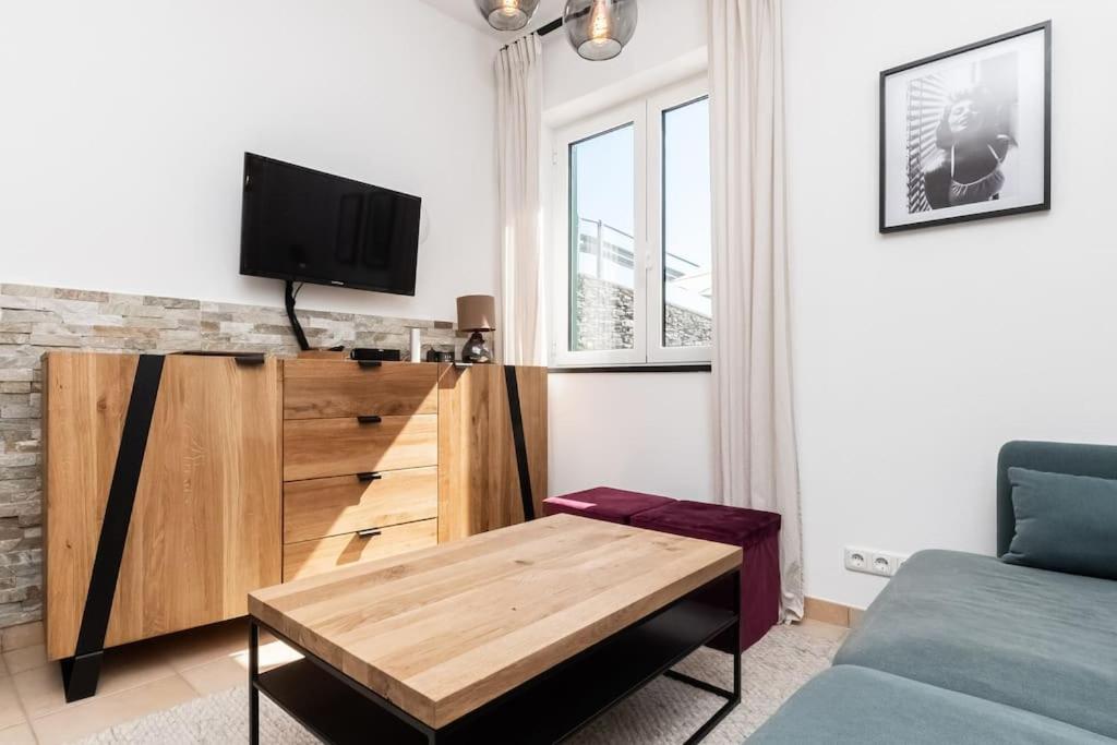 Two-Bedroom House photo 3