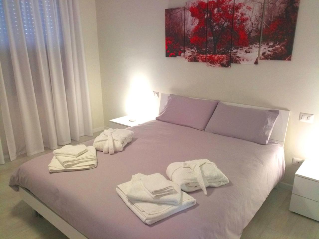Double Room with Private External Bathroom photo 1