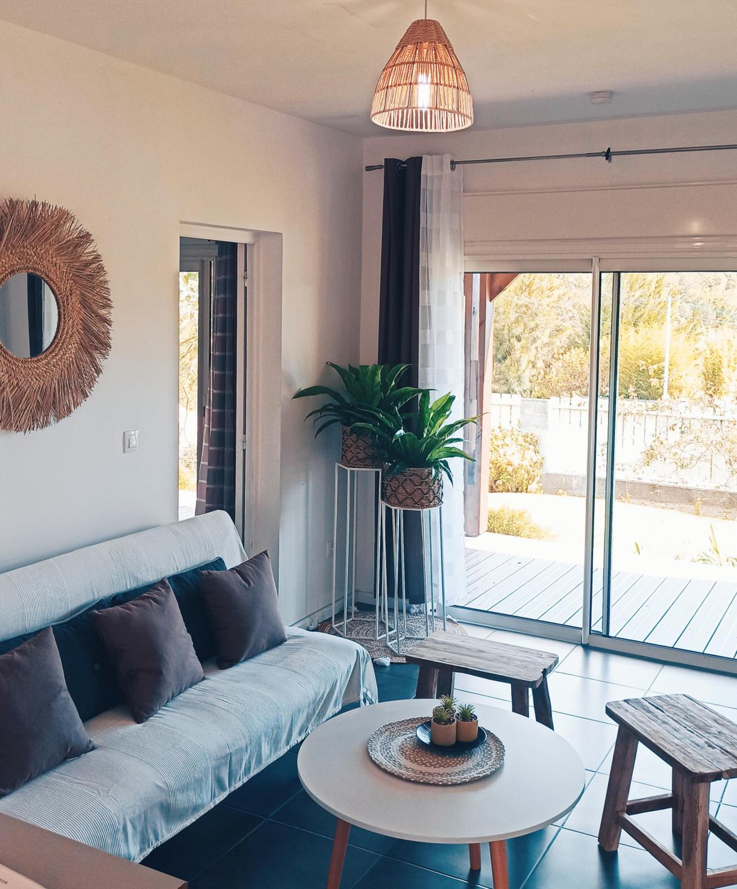 Two-Bedroom House - Photo 3