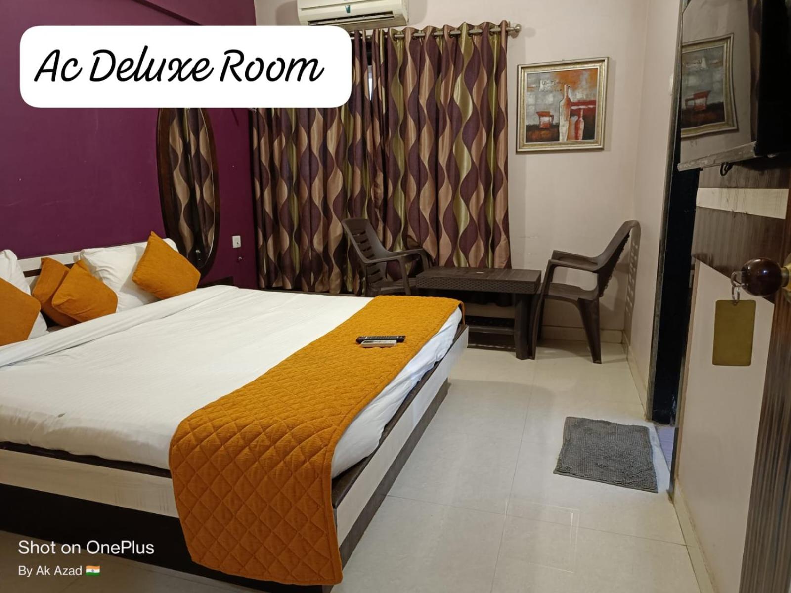 Deluxe Double or Twin Room
