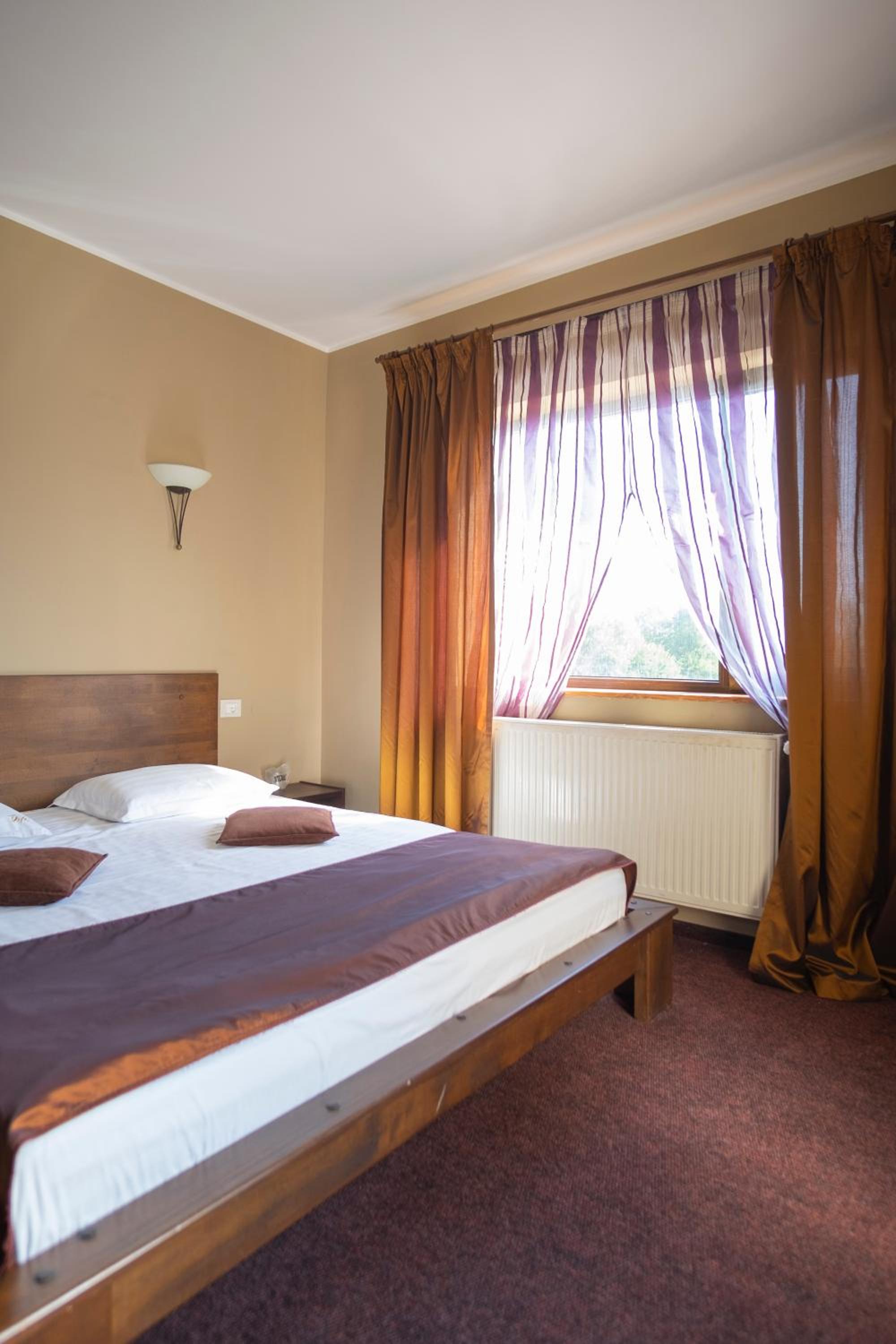 King Room with Balcony photo 2