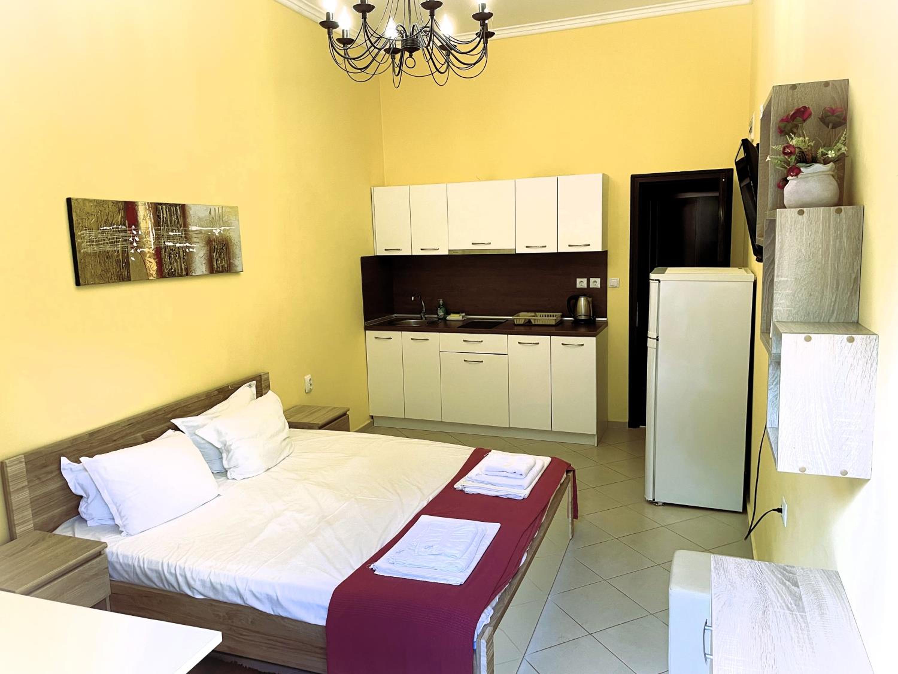 Economy Double Room photo 1