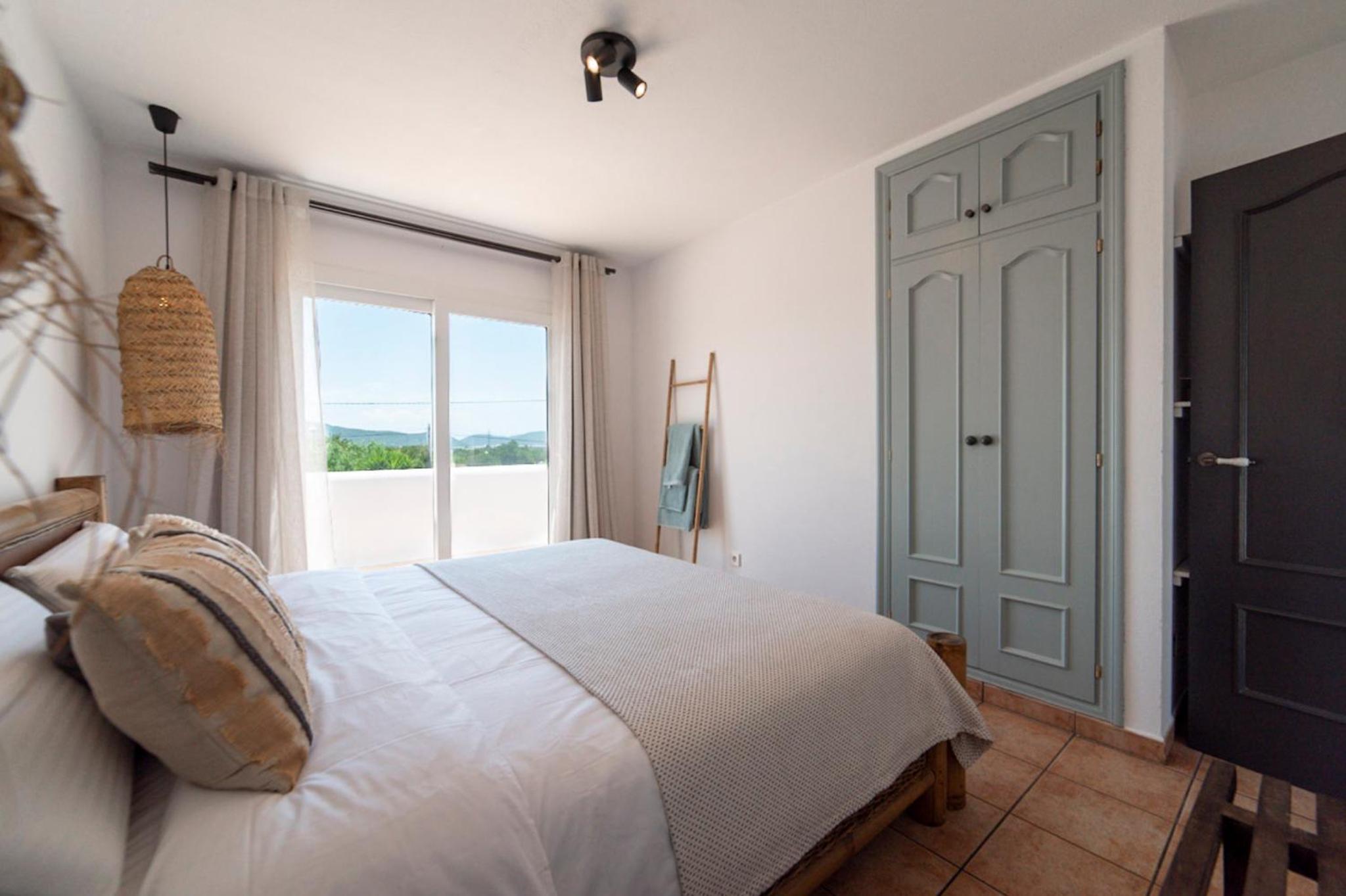 Villa photo 3