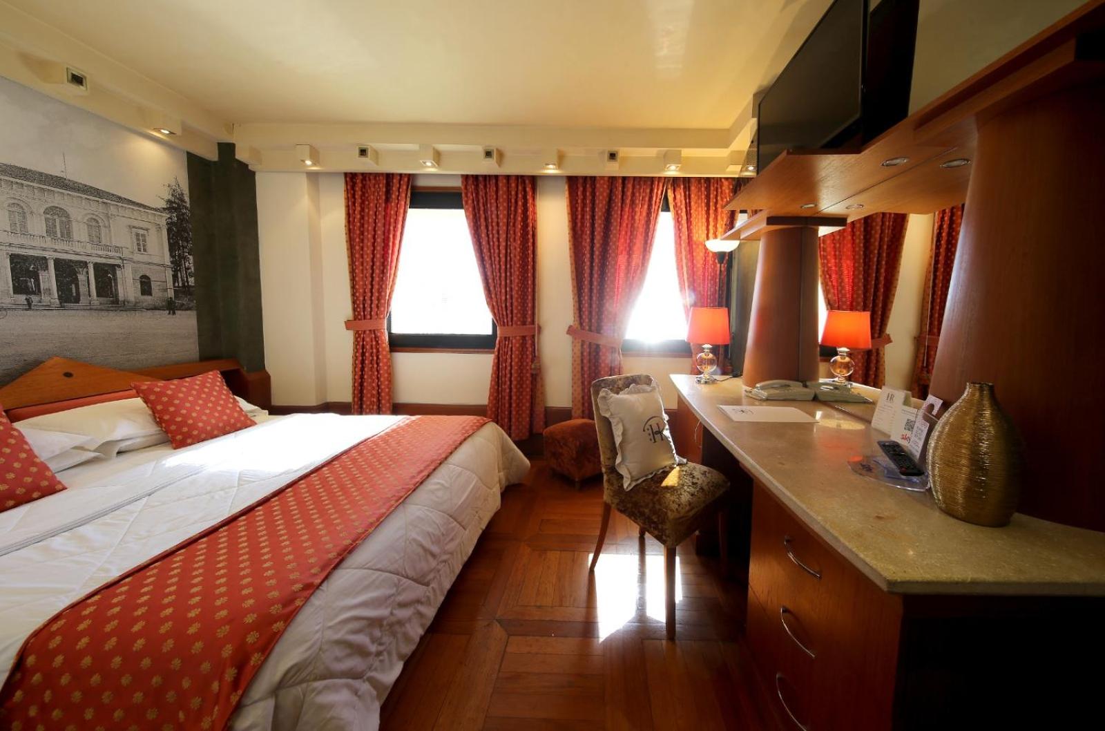 Double or Twin Room - Photo 97
