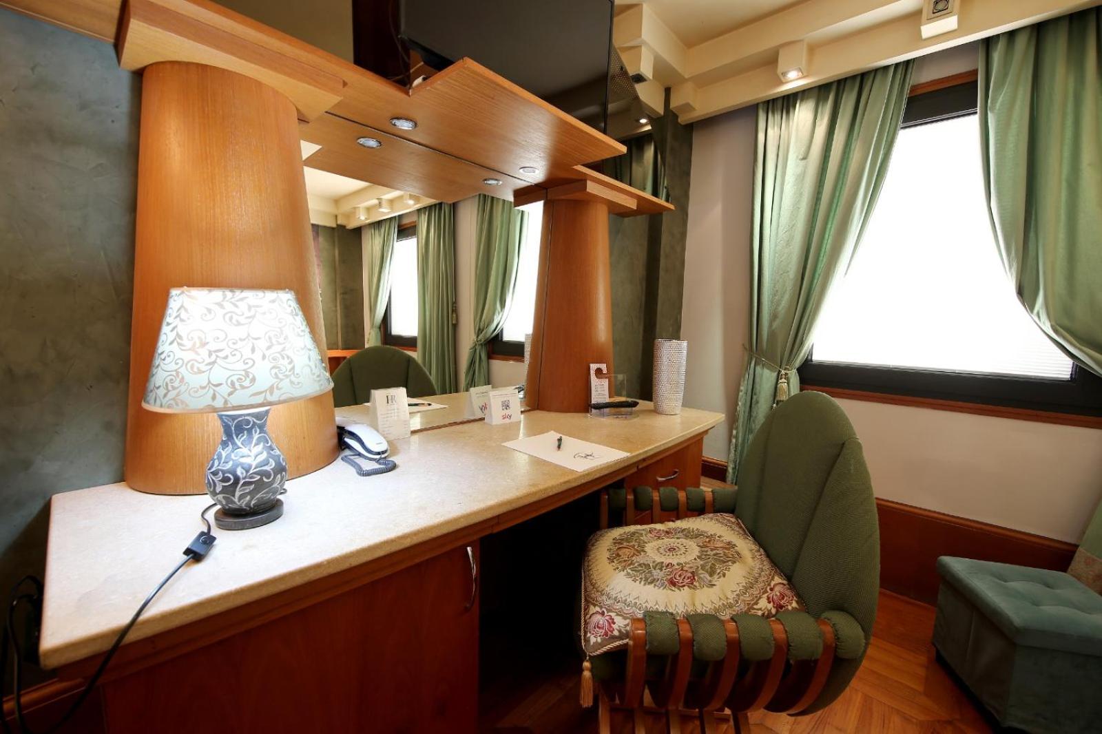 Double or Twin Room - Photo 44