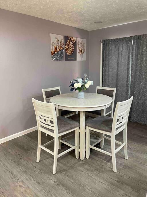Three-Bedroom Home photo 2