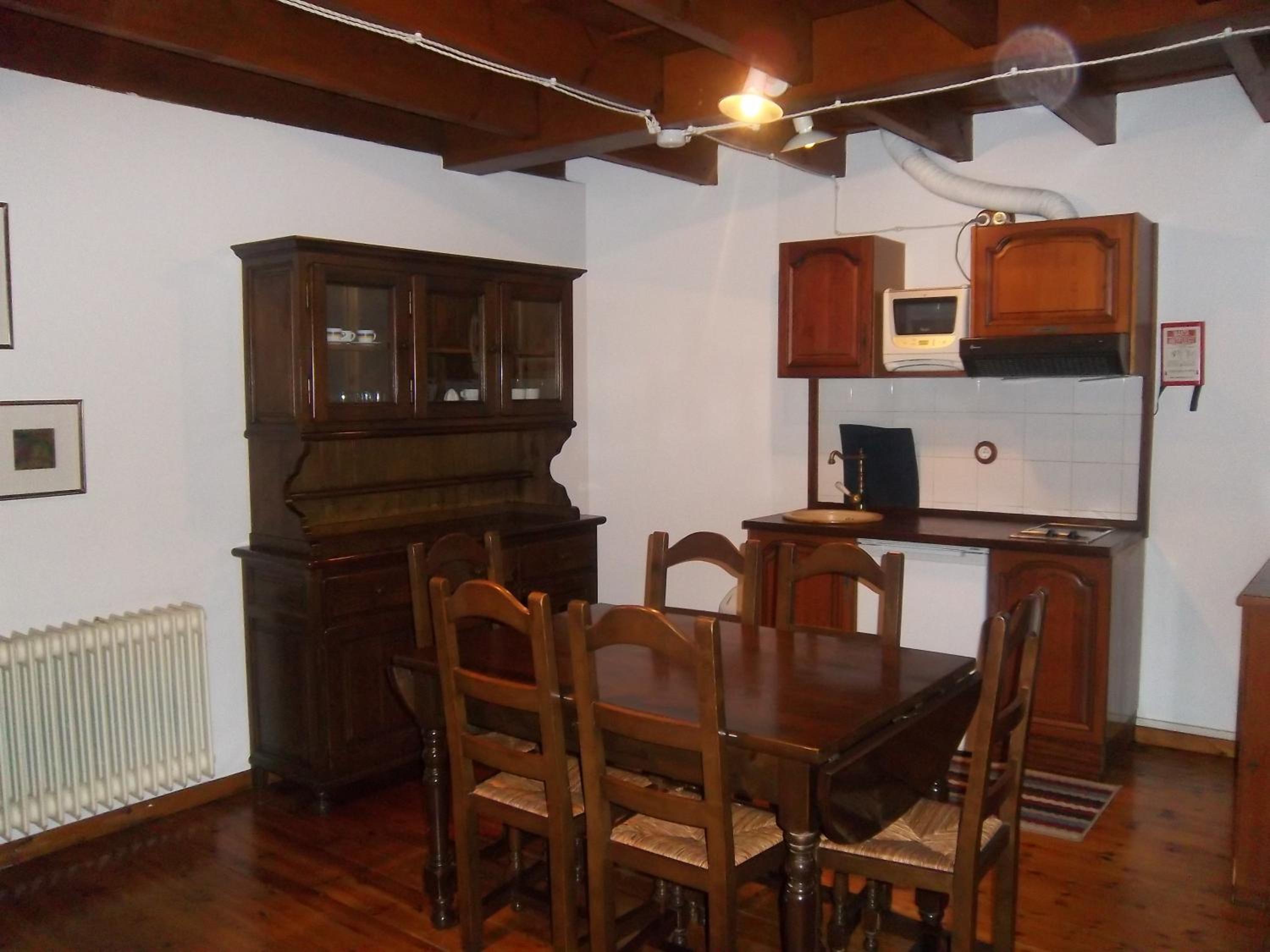 Apartment (4 Adults) photo 2