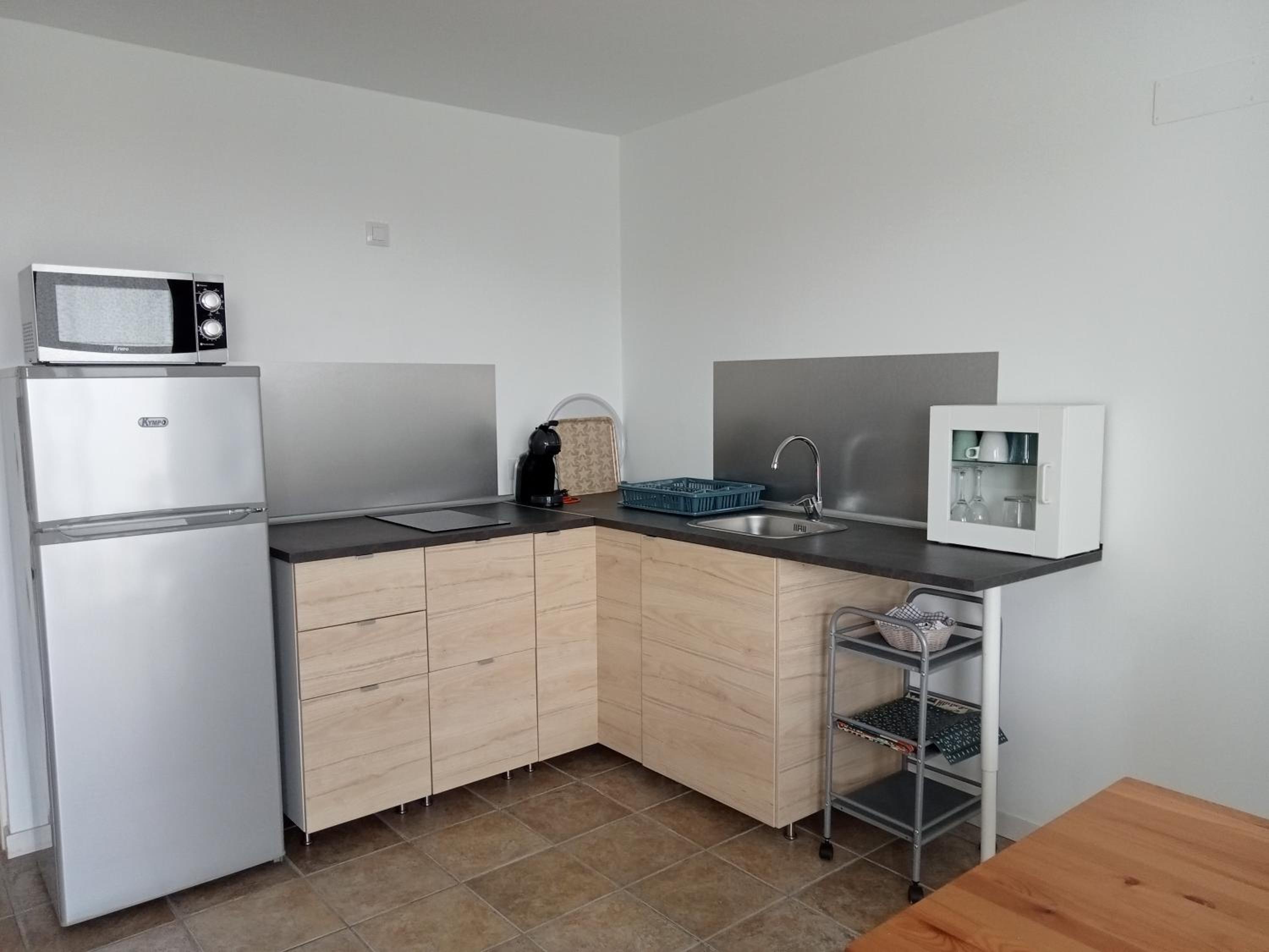 Studio Apartment photo 3