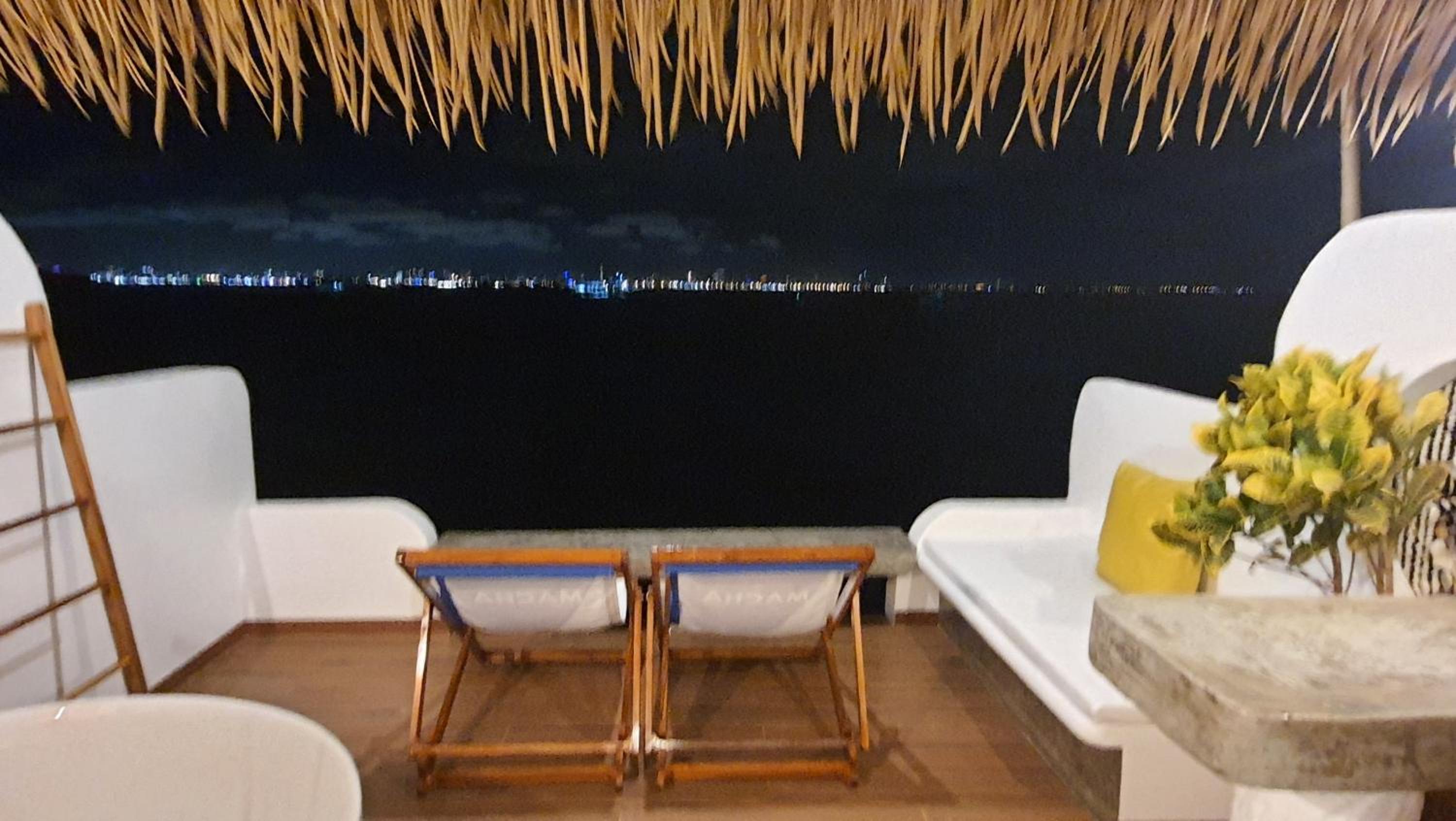 King Suite with Sea View - Photo 7