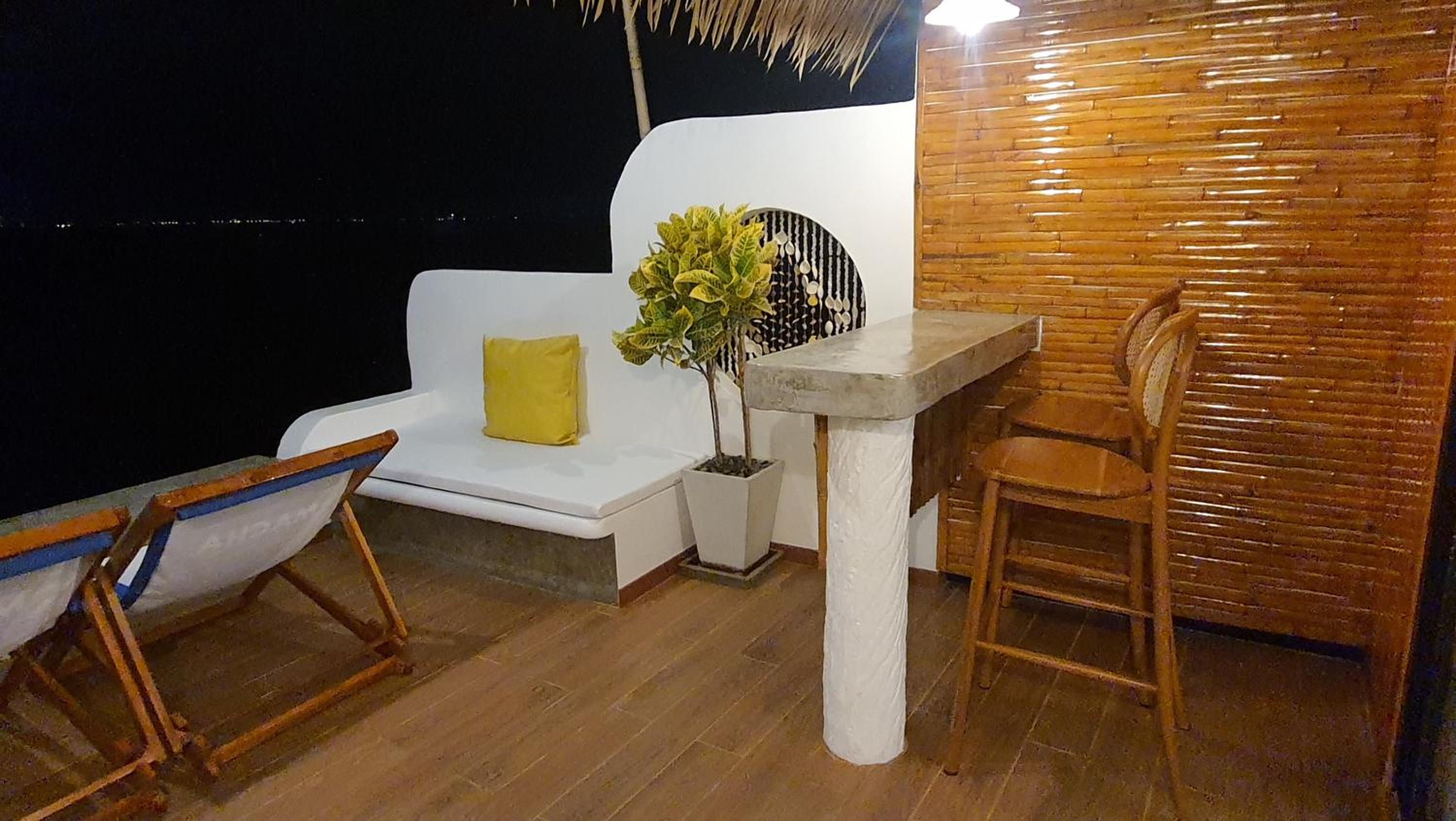 King Suite with Sea View - Photo 9
