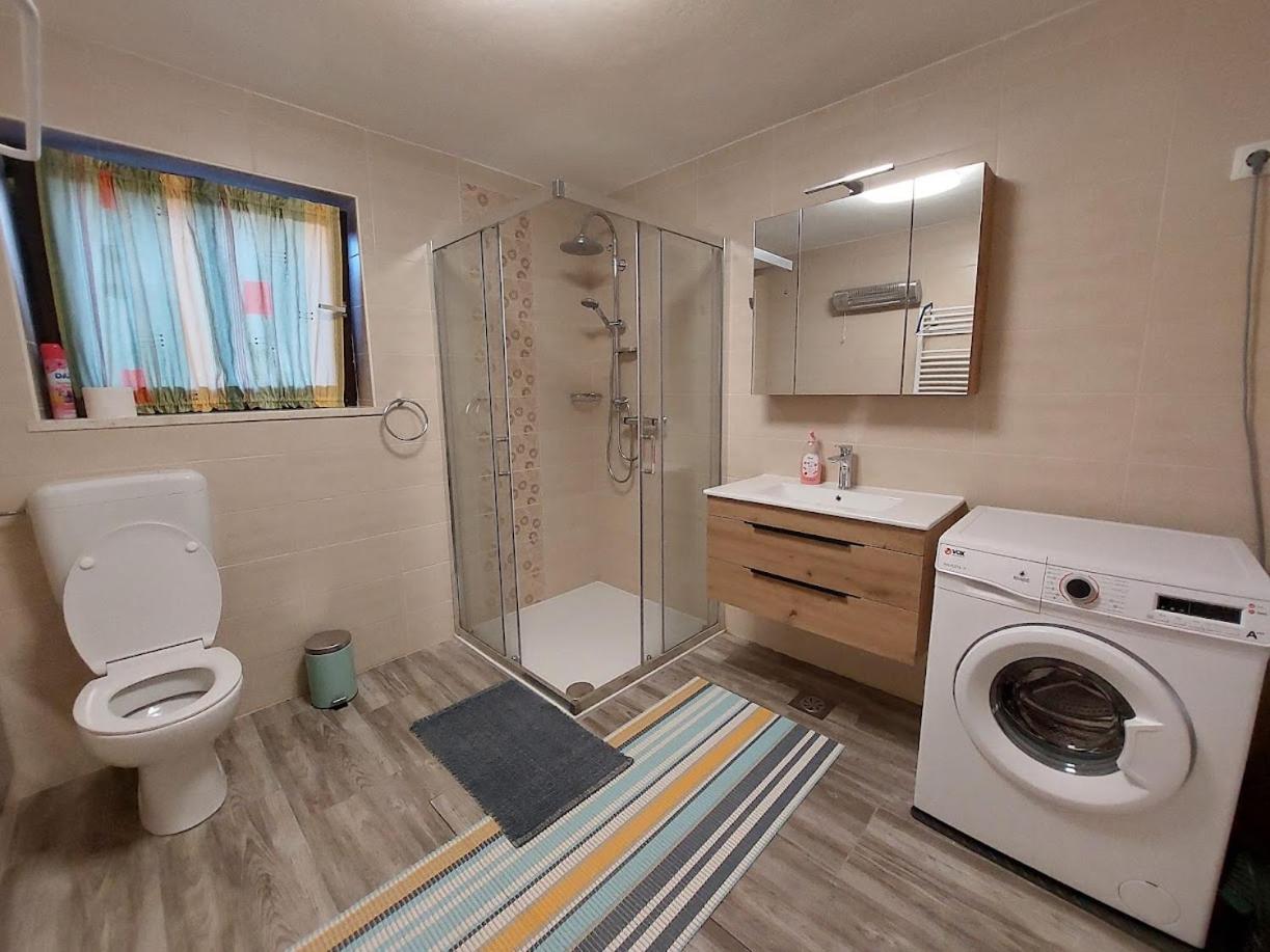 Apartment - Ground Floor photo 2