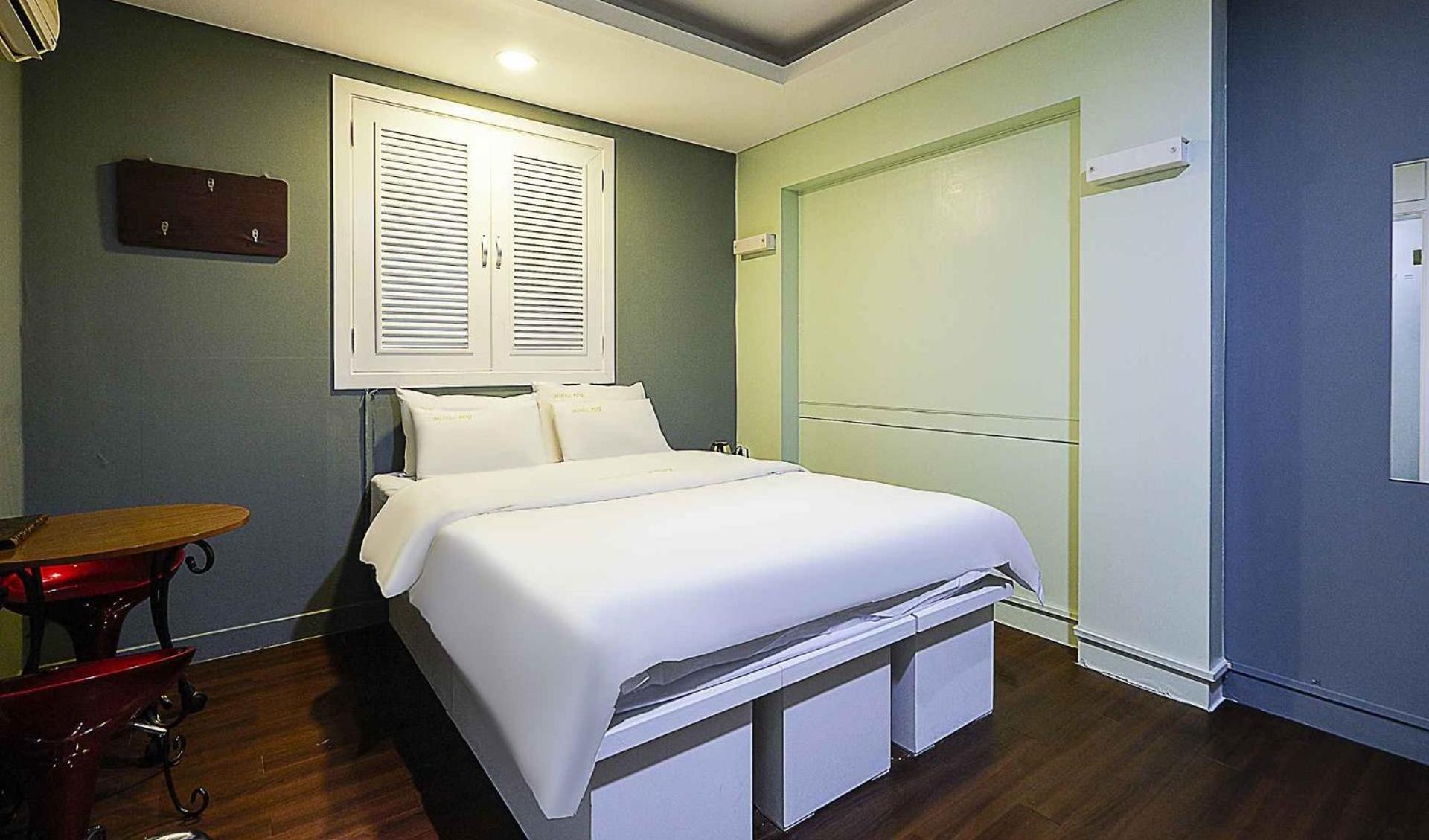 Standard Double Room - Photo 6