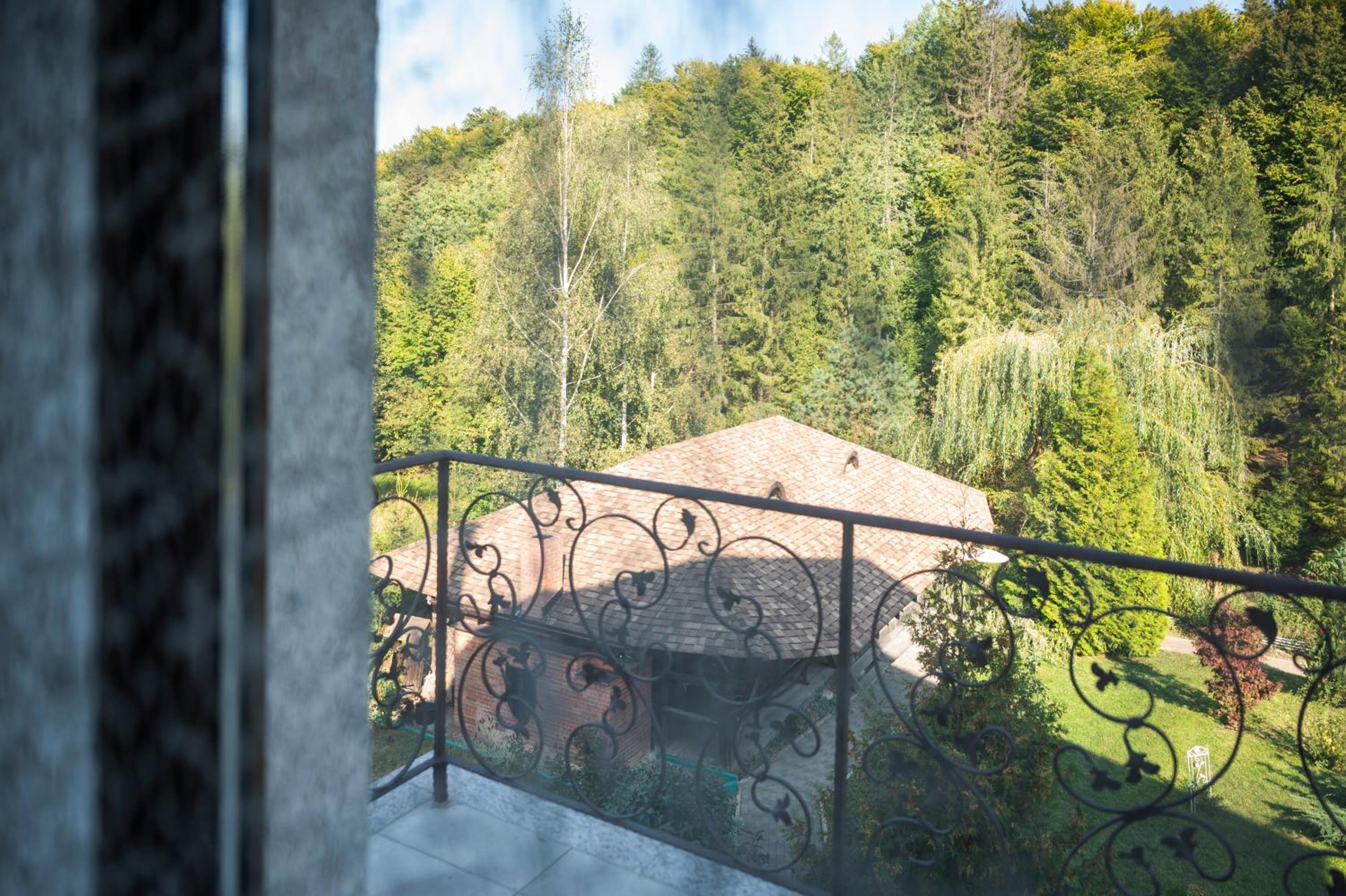 King Room with Garden View - Photo 5