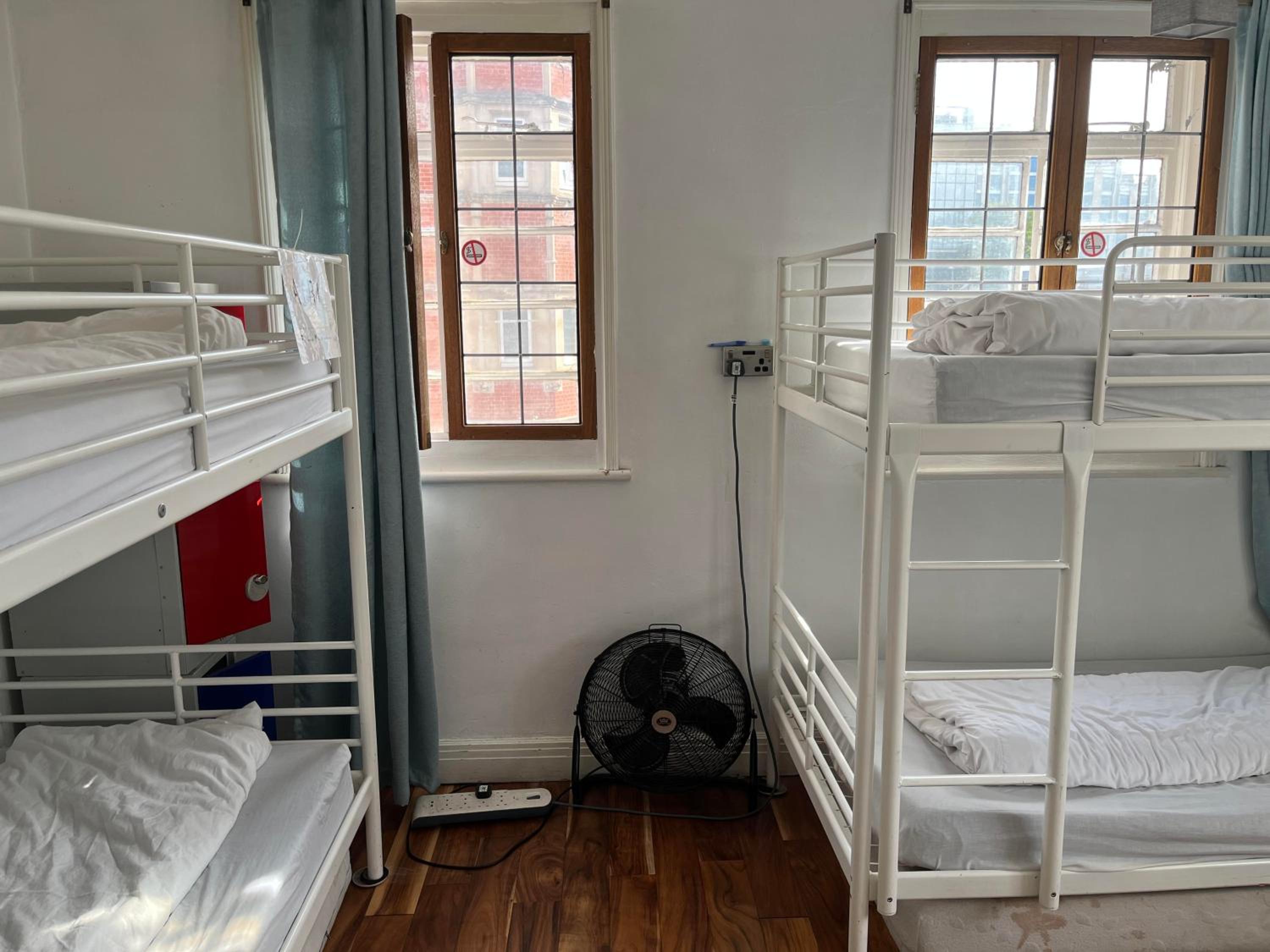 Bed in 6-Bed Mixed Dormitory Room (Shared Facilities) photo 1