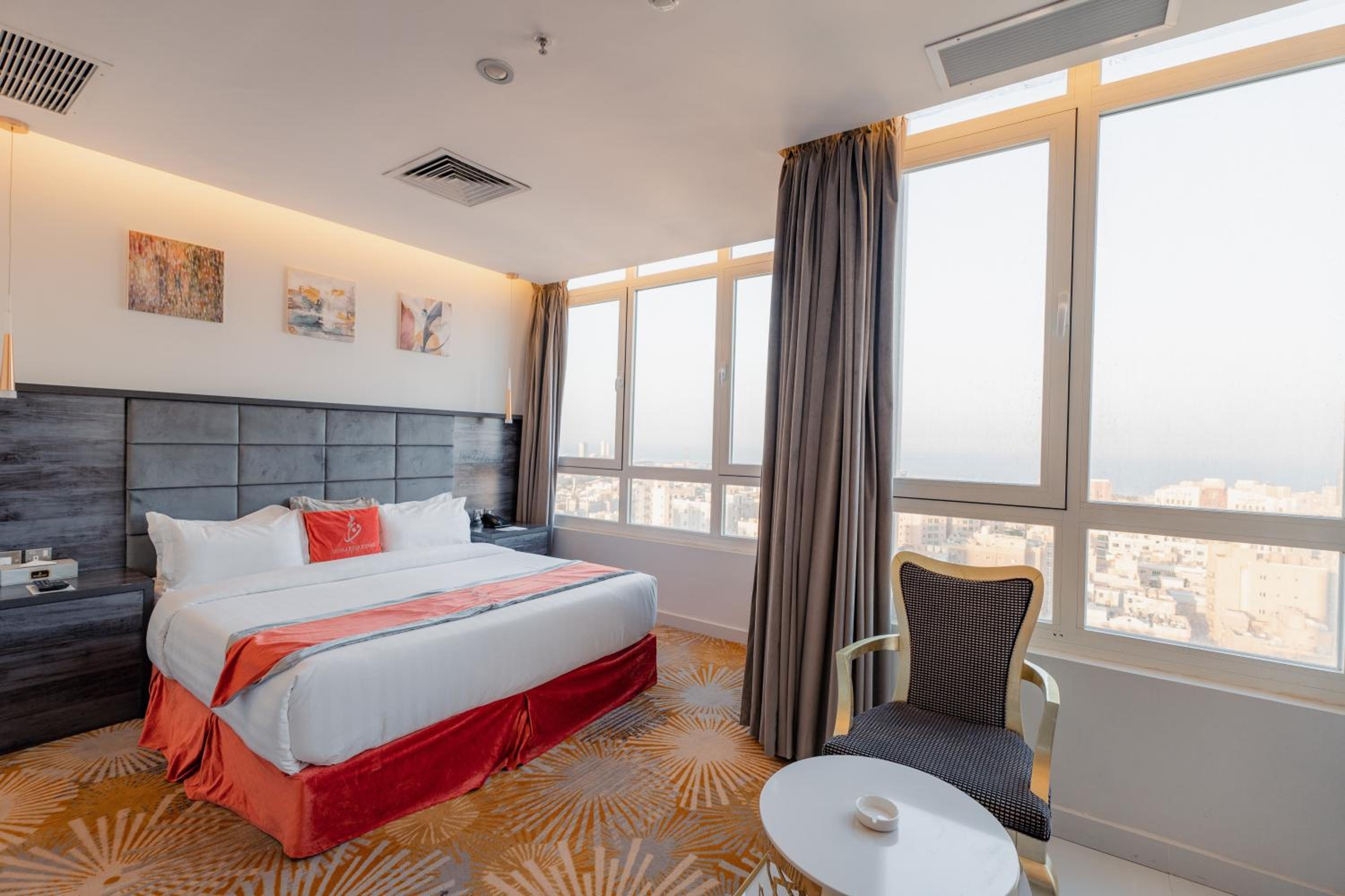 Apartment with Sea View photo 2