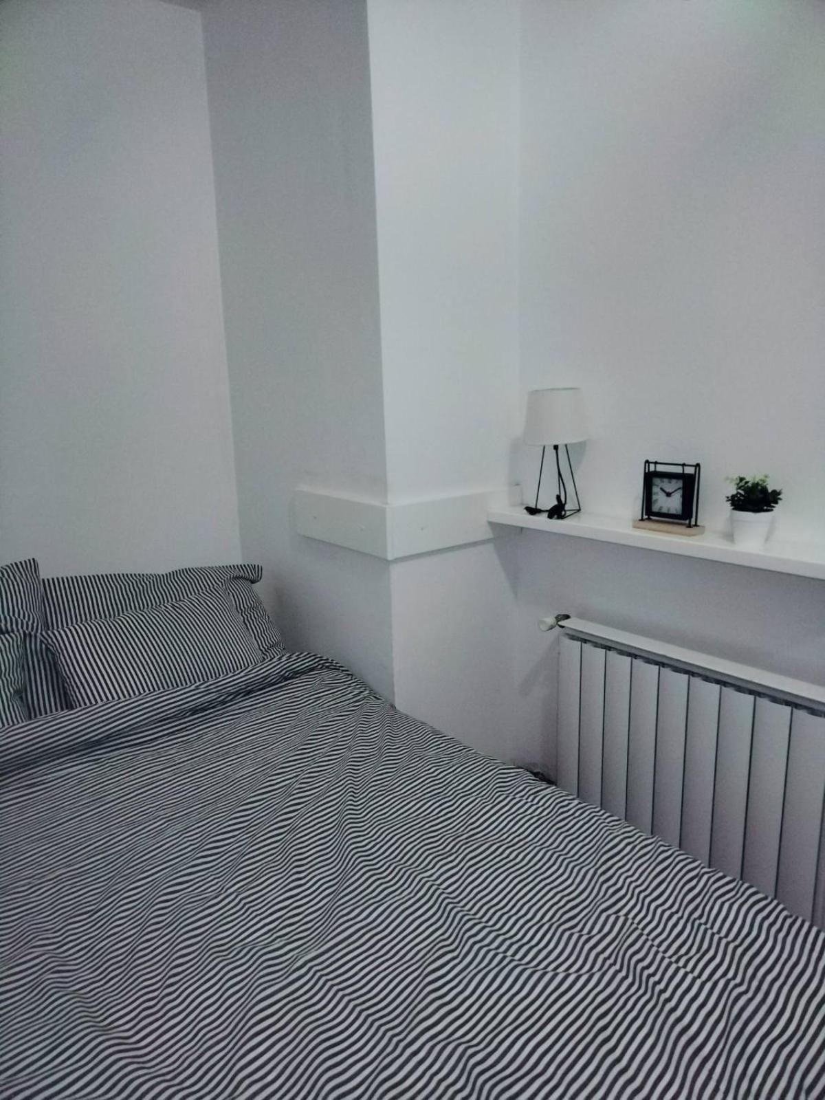 One-Bedroom Apartment photo 3