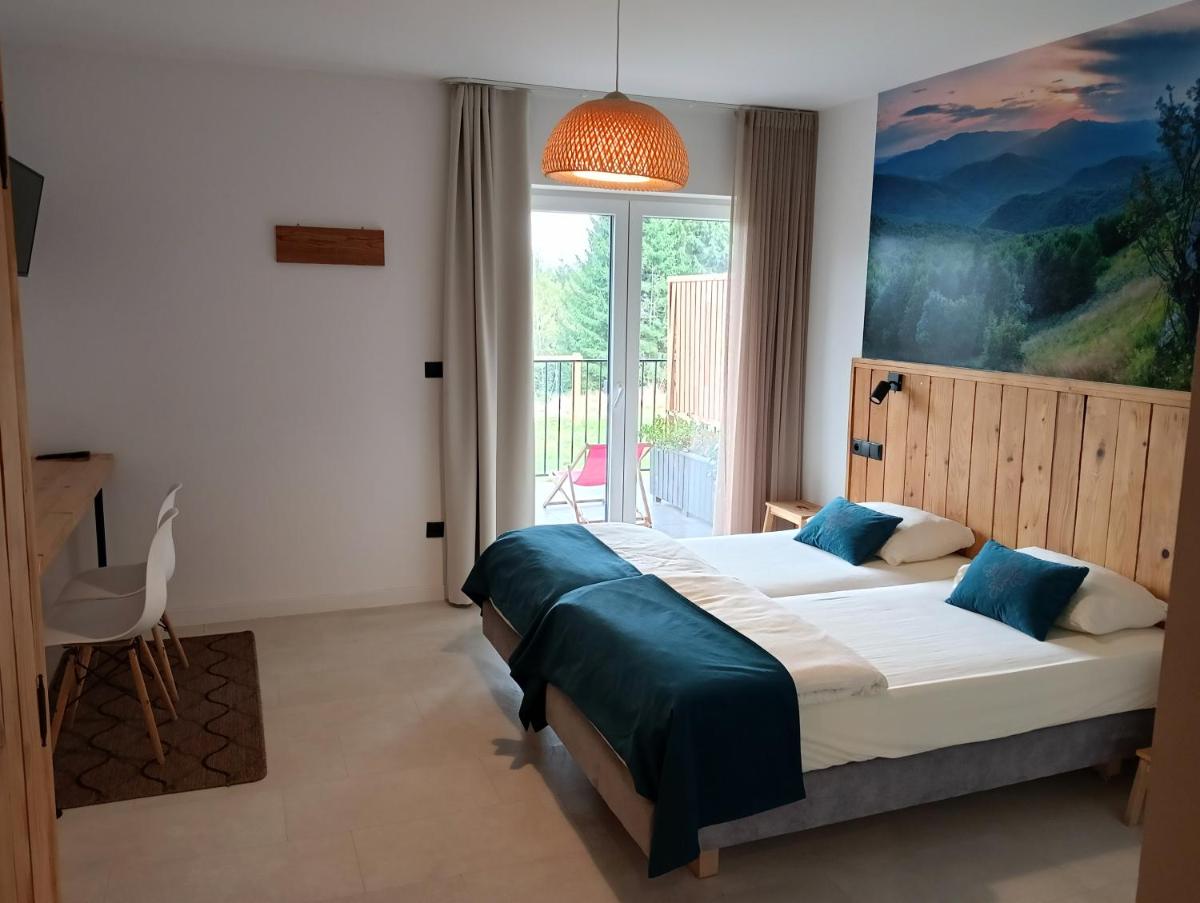 Double Room with Balcony - Photo 2