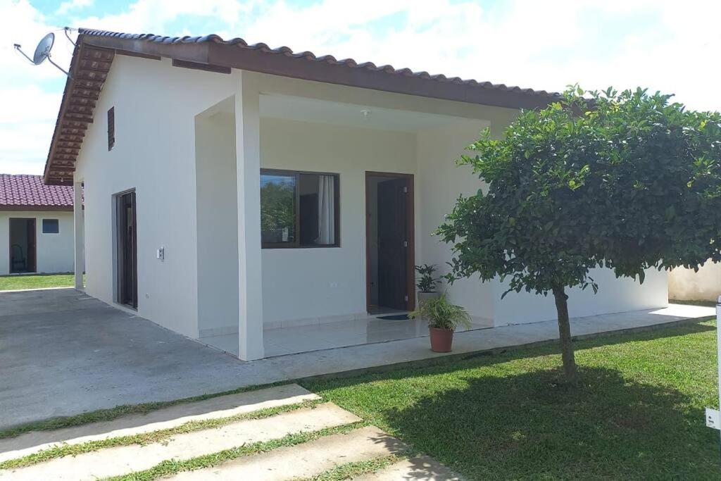 Three-Bedroom House photo 2