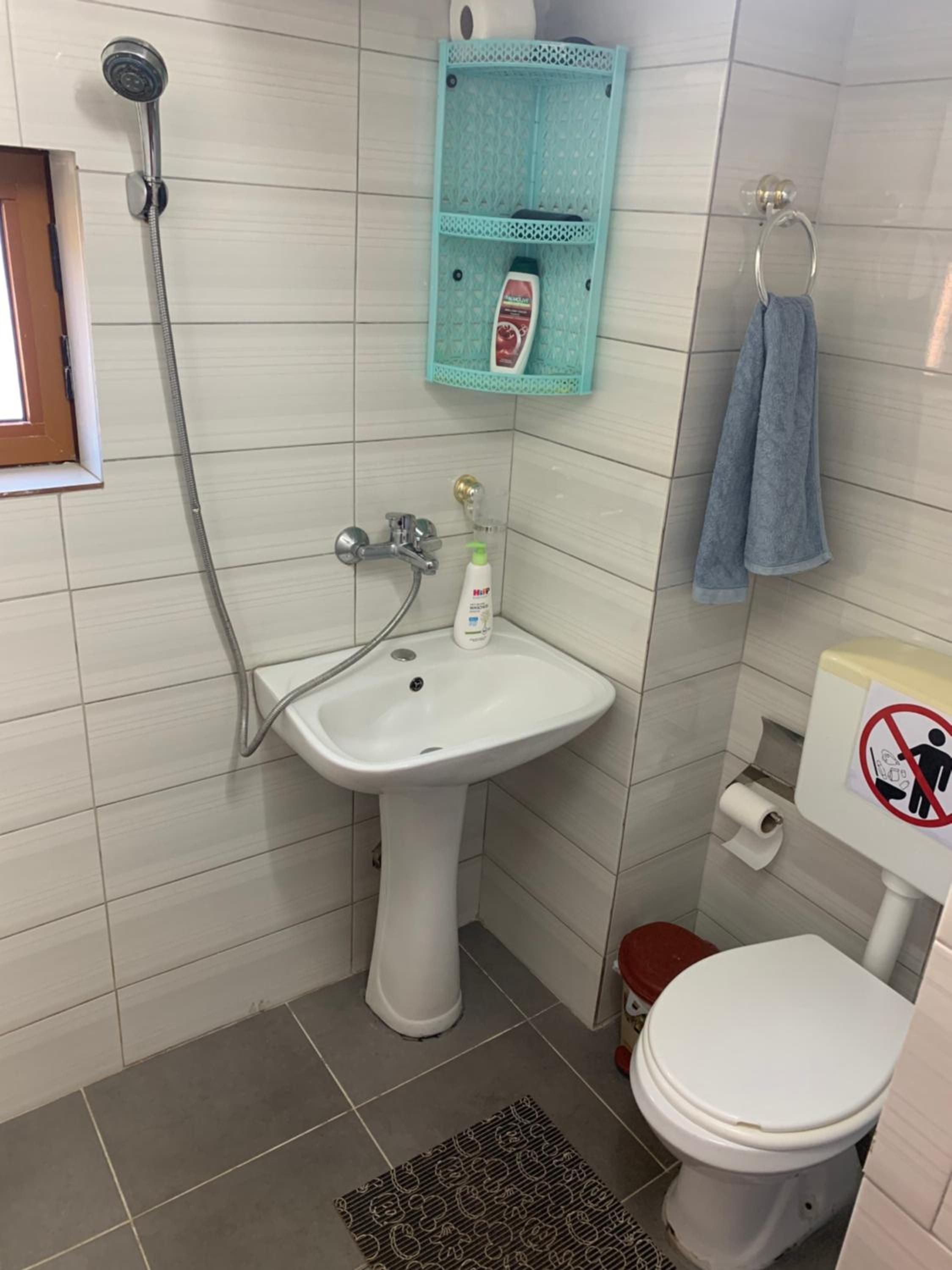 Deluxe Double Room (2 Adults + 1 Child) photo 2