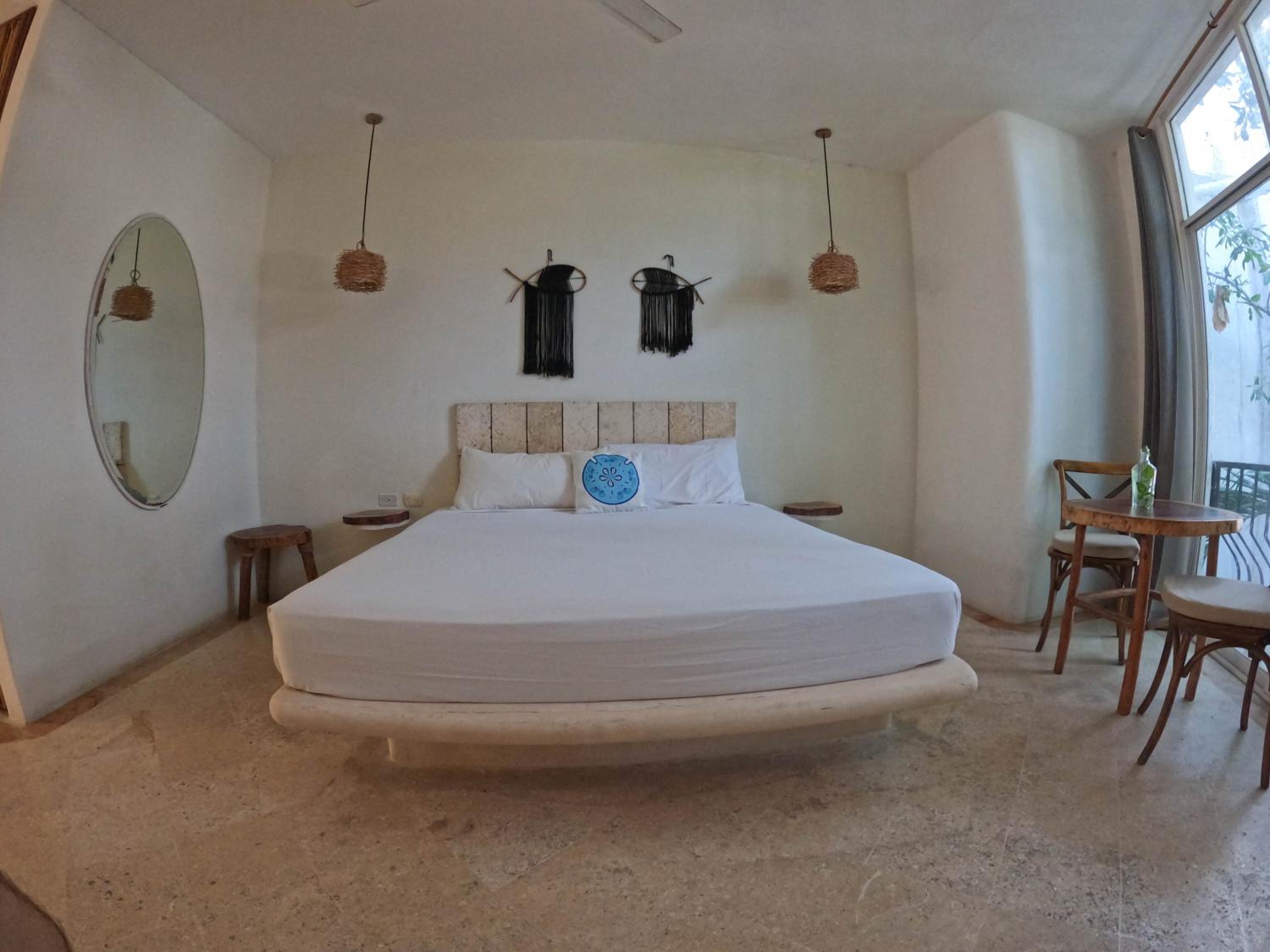 Deluxe Room - Photo 44