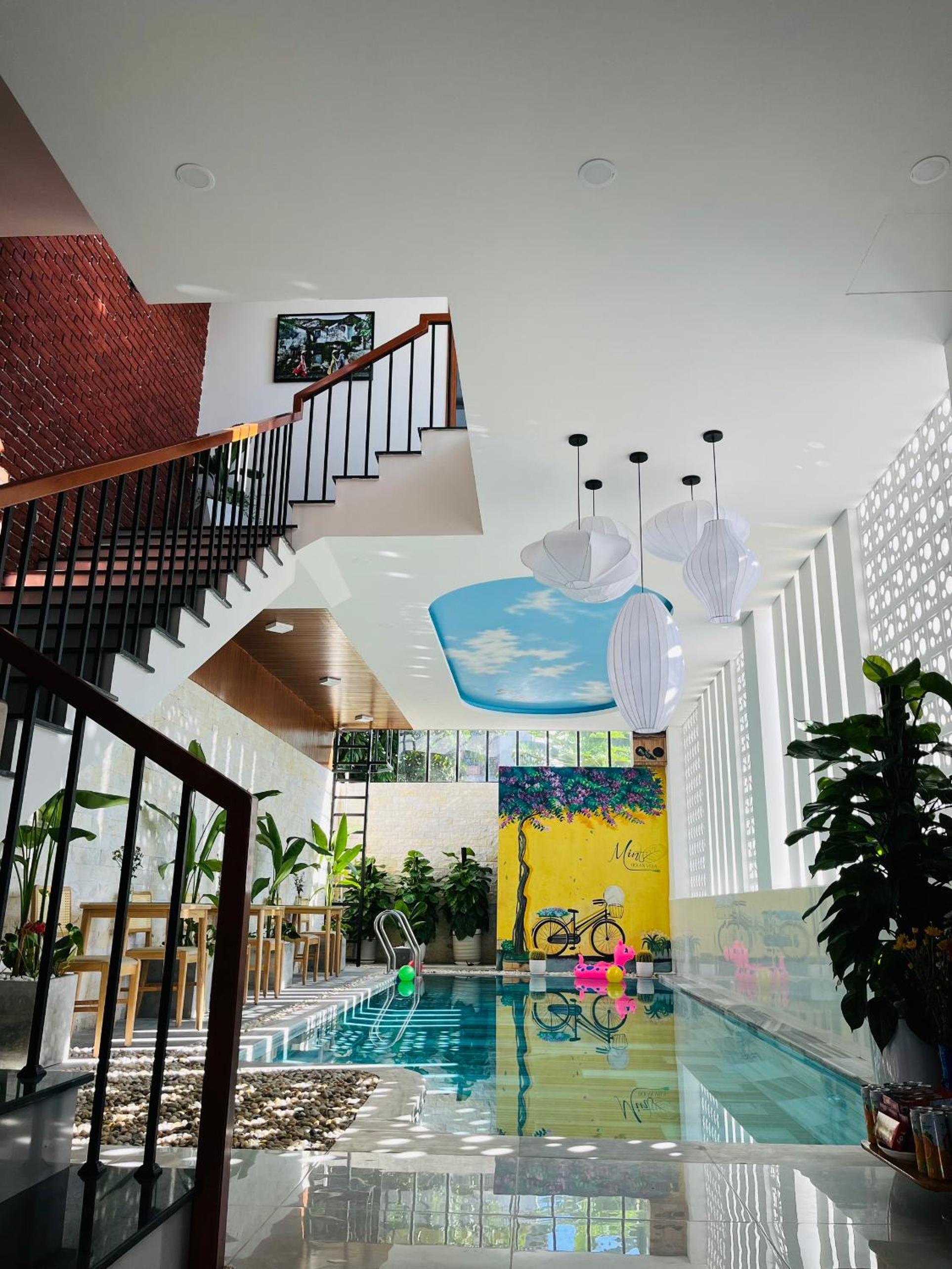 Deluxe King Room - Photo 8