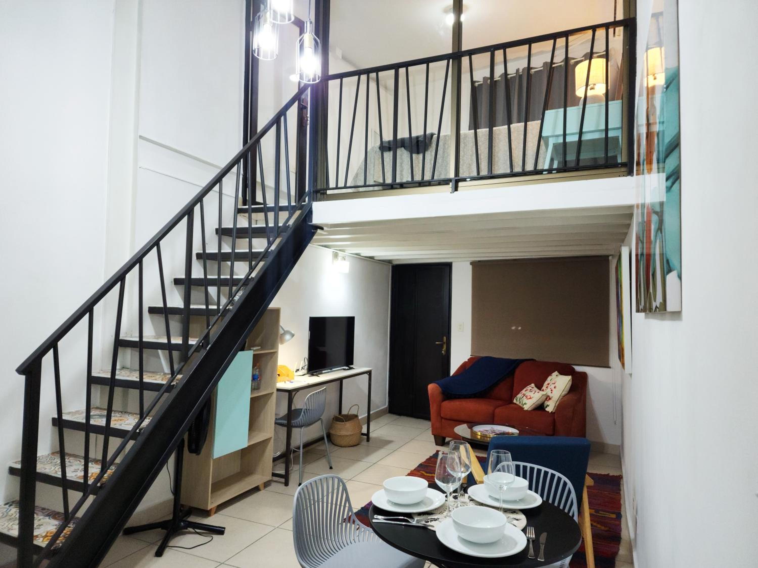 One-Bedroom Apartment