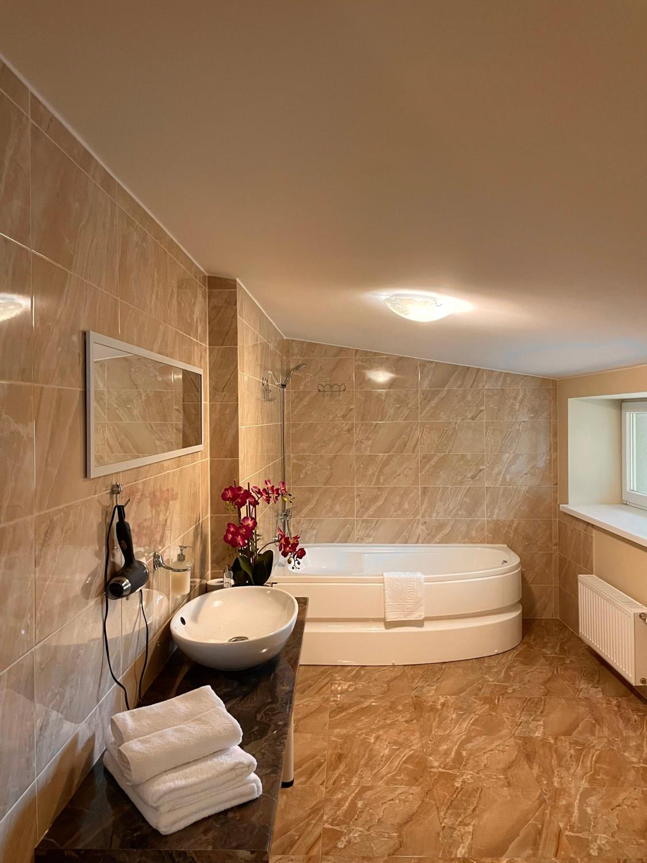 Superior Triple Room - Photo 3
