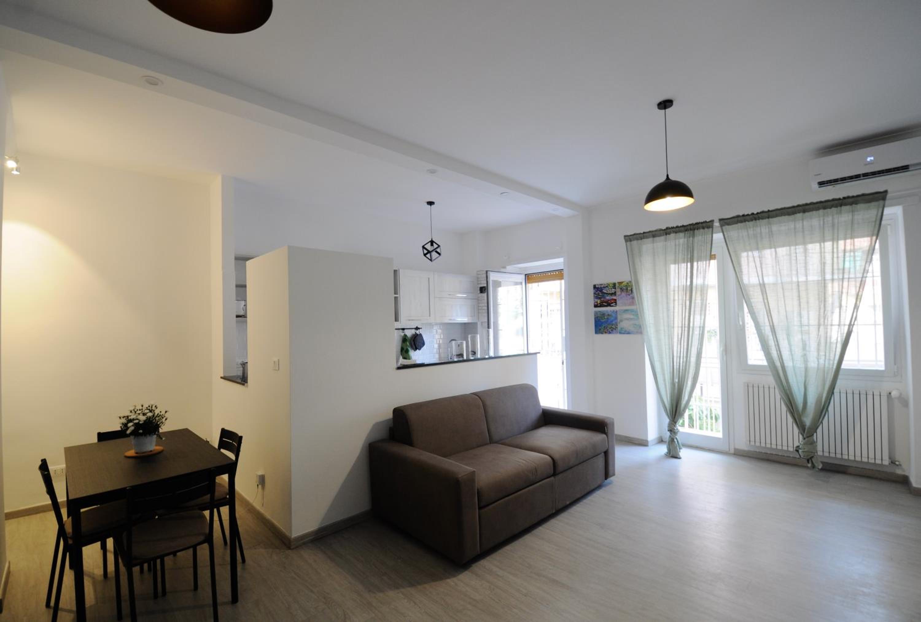 One-Bedroom Apartment