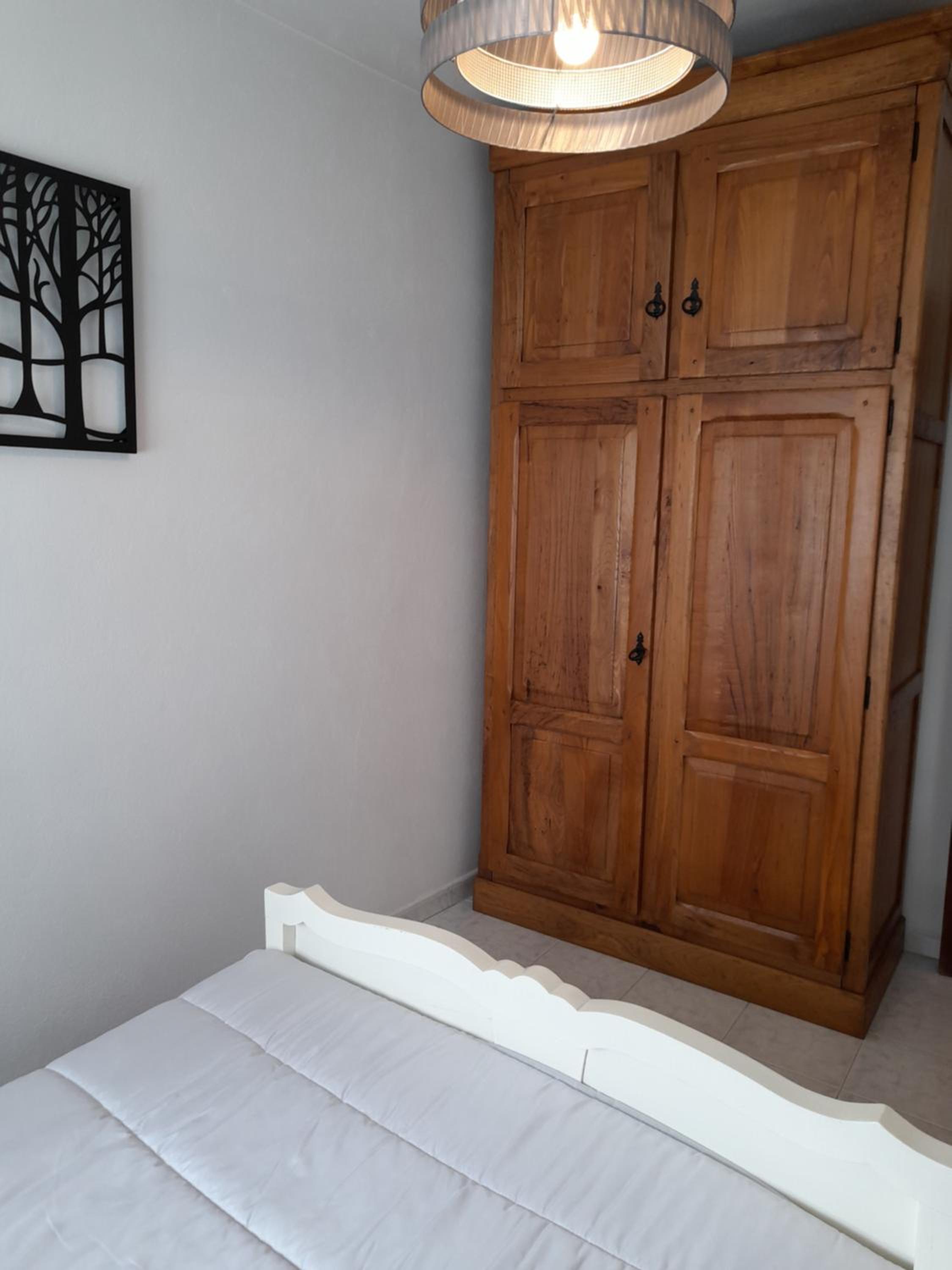 One-Bedroom House photo 1