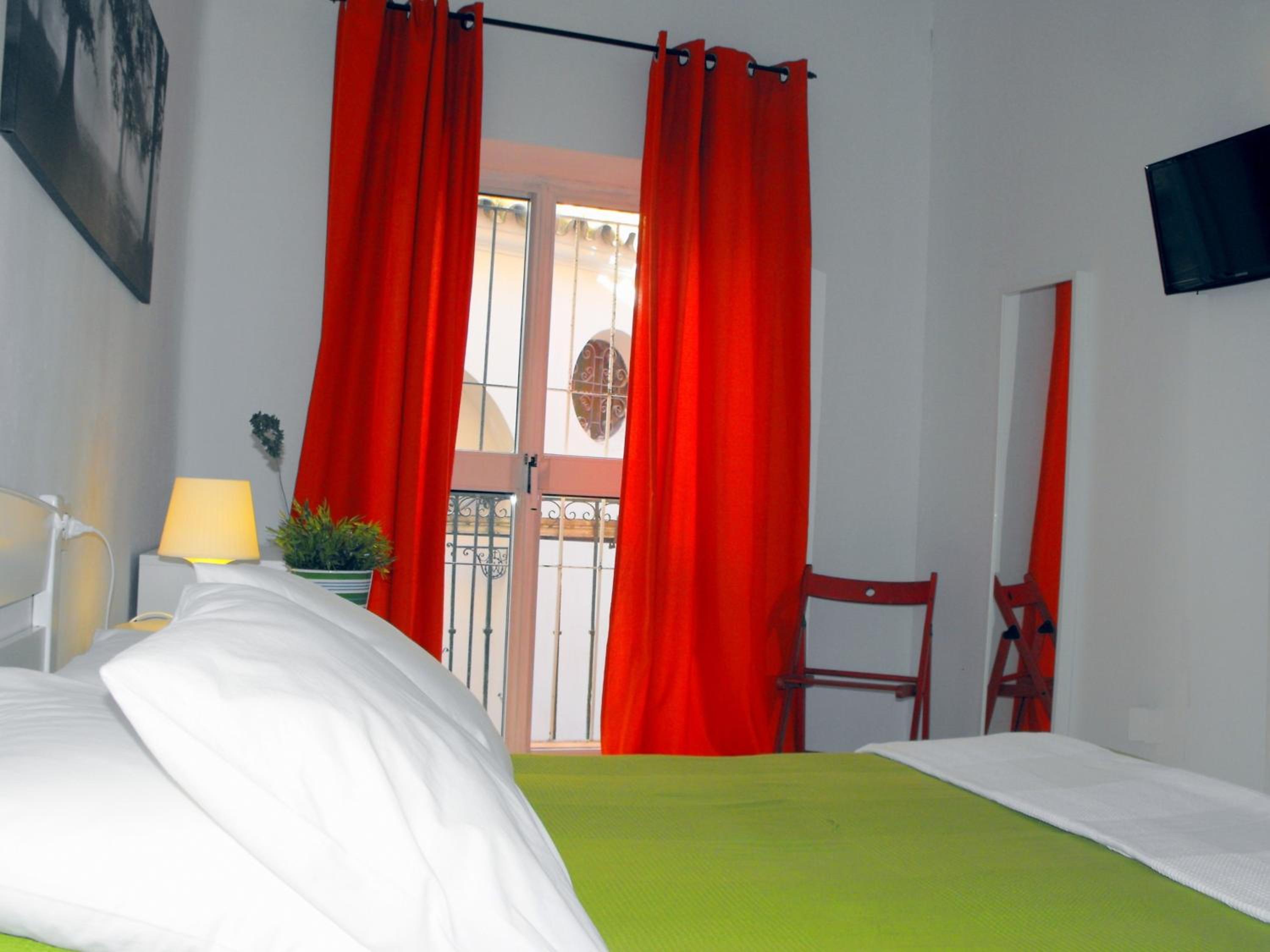 Double Room - Photo 11