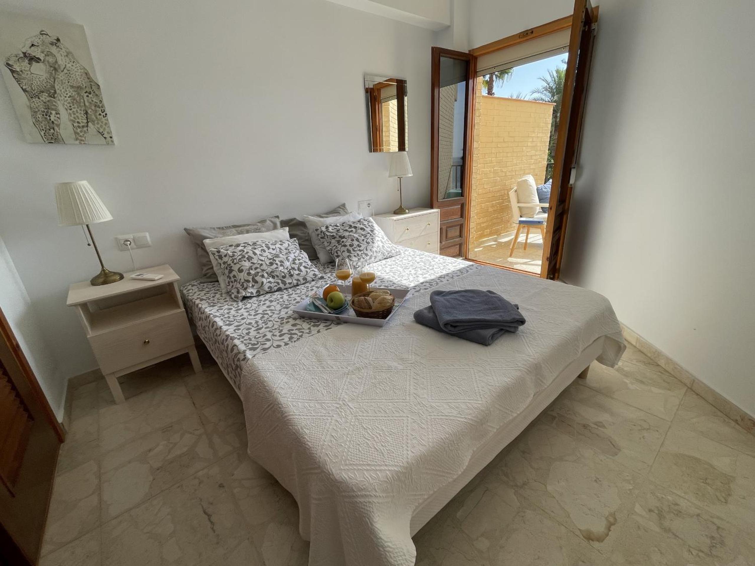 Apartamento con vista al jardín