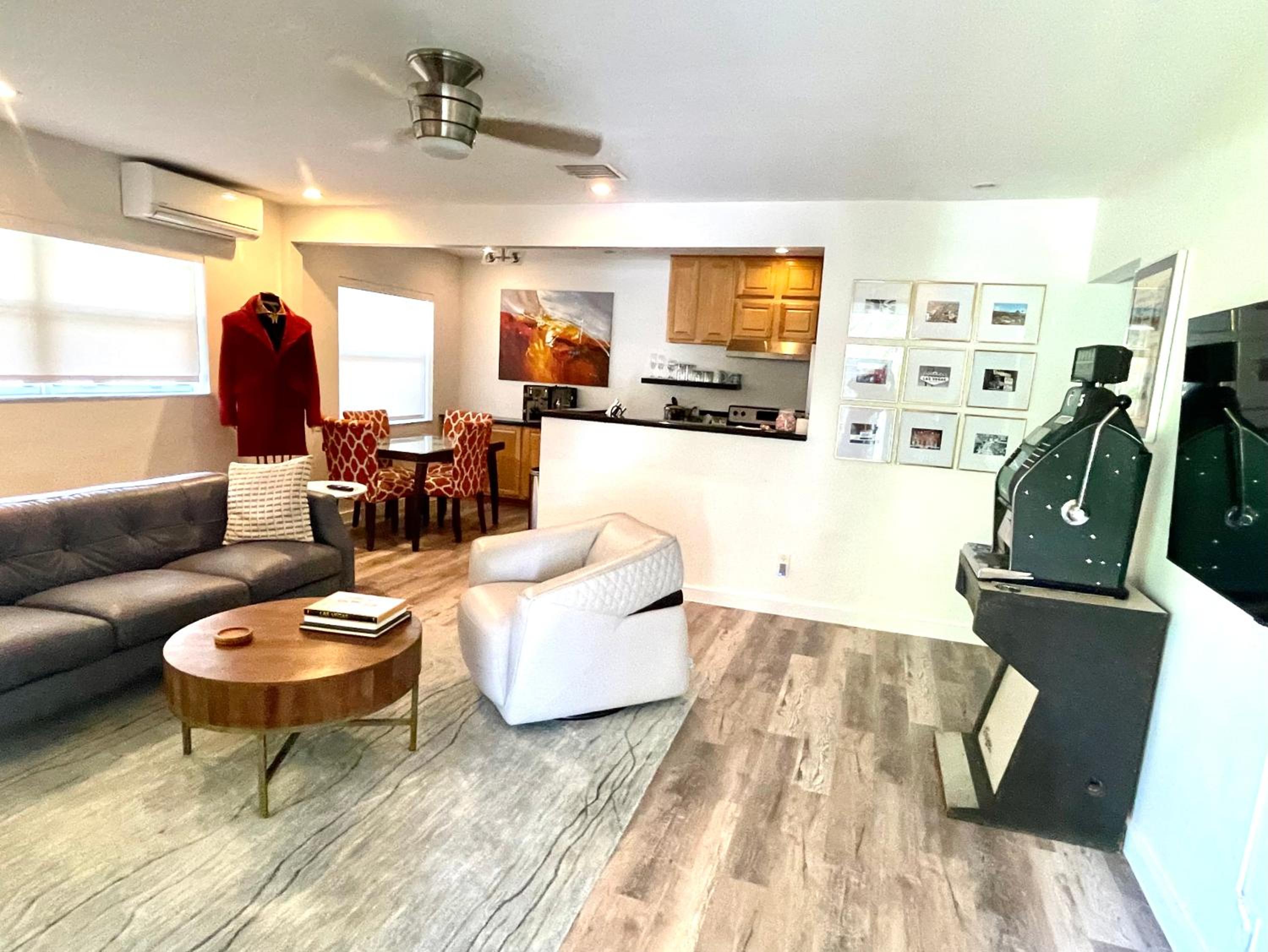 One-Bedroom Suite photo 1
