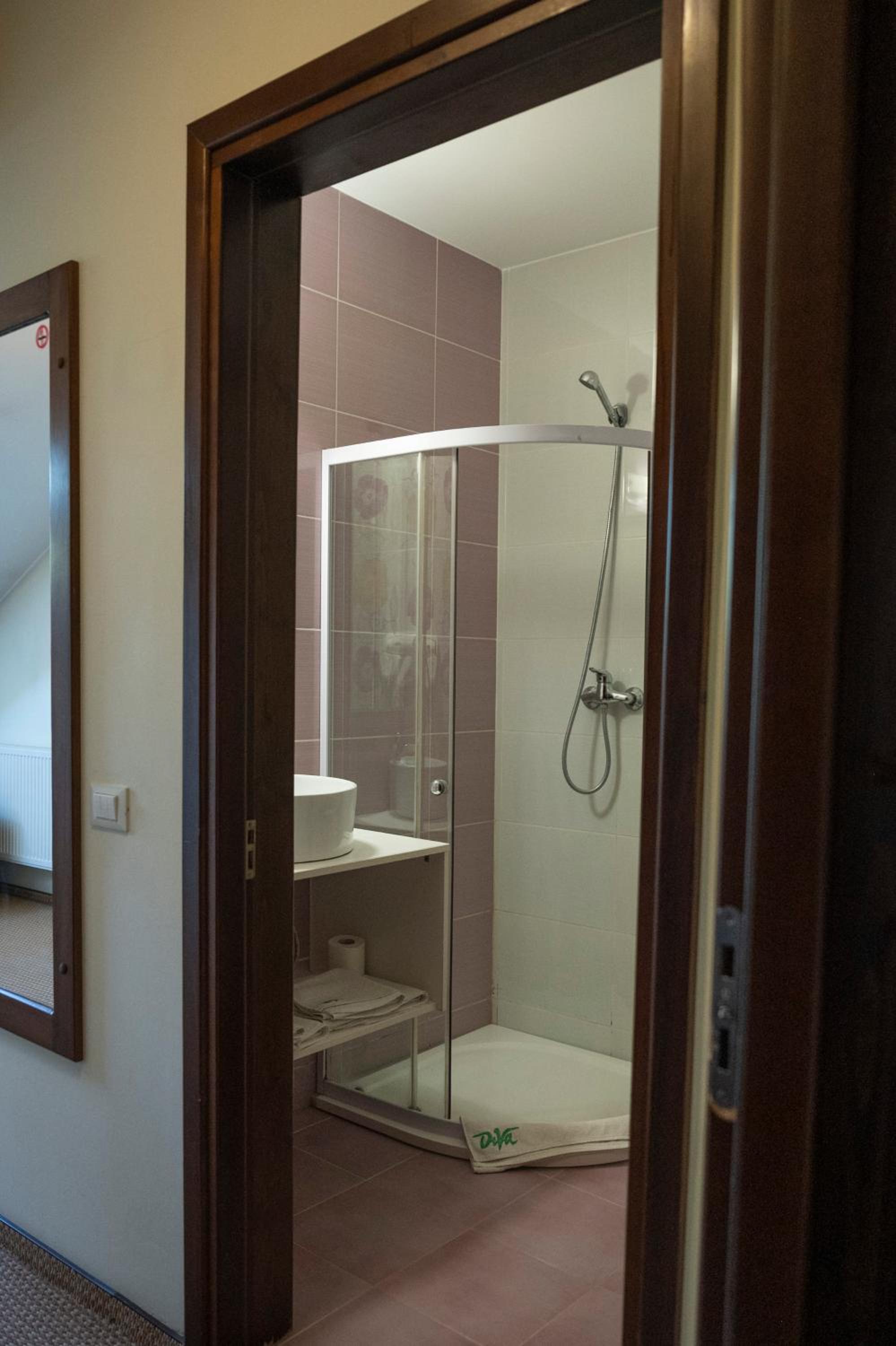 King Room - Photo 7
