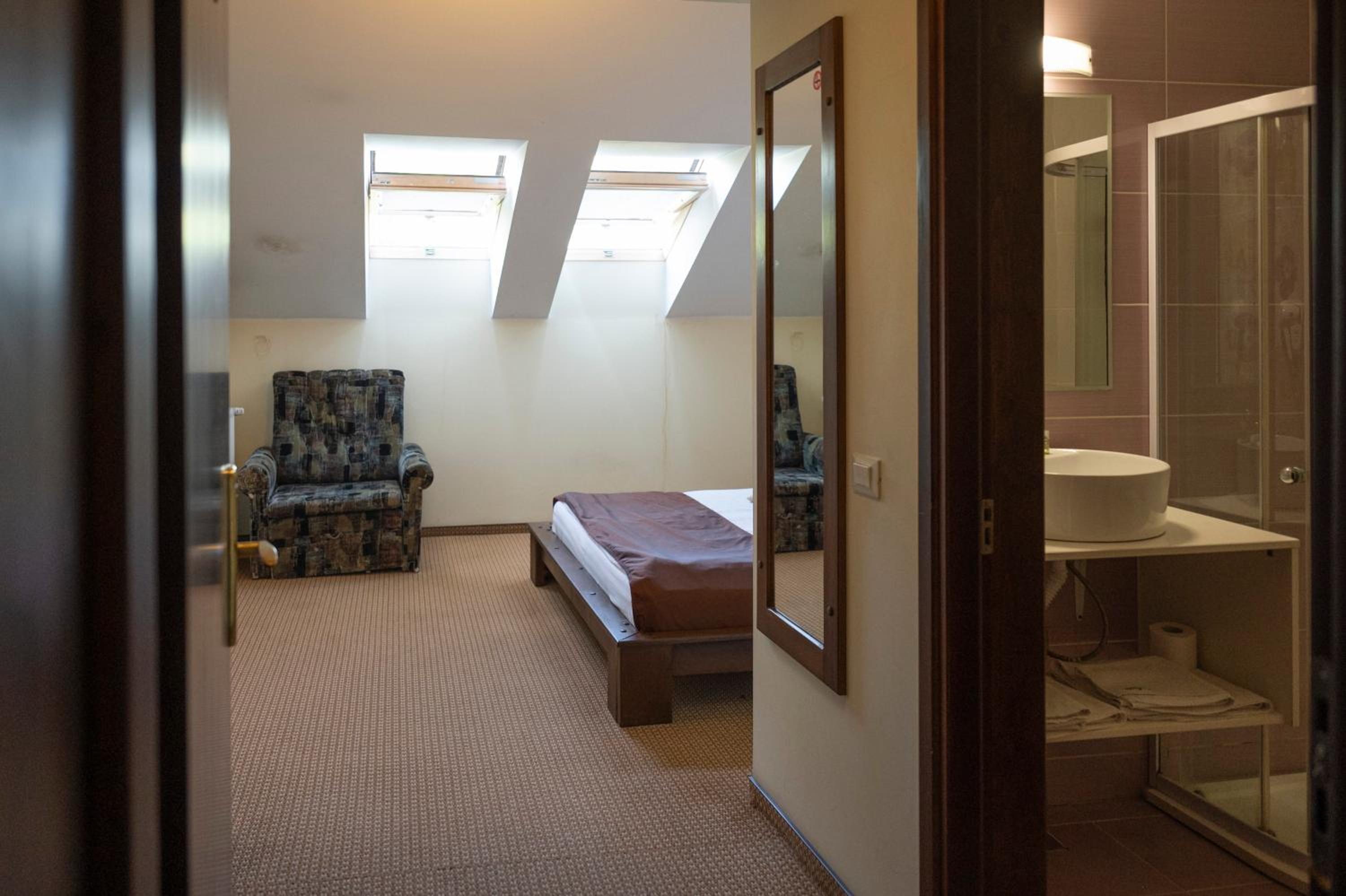 King Room - Photo 8