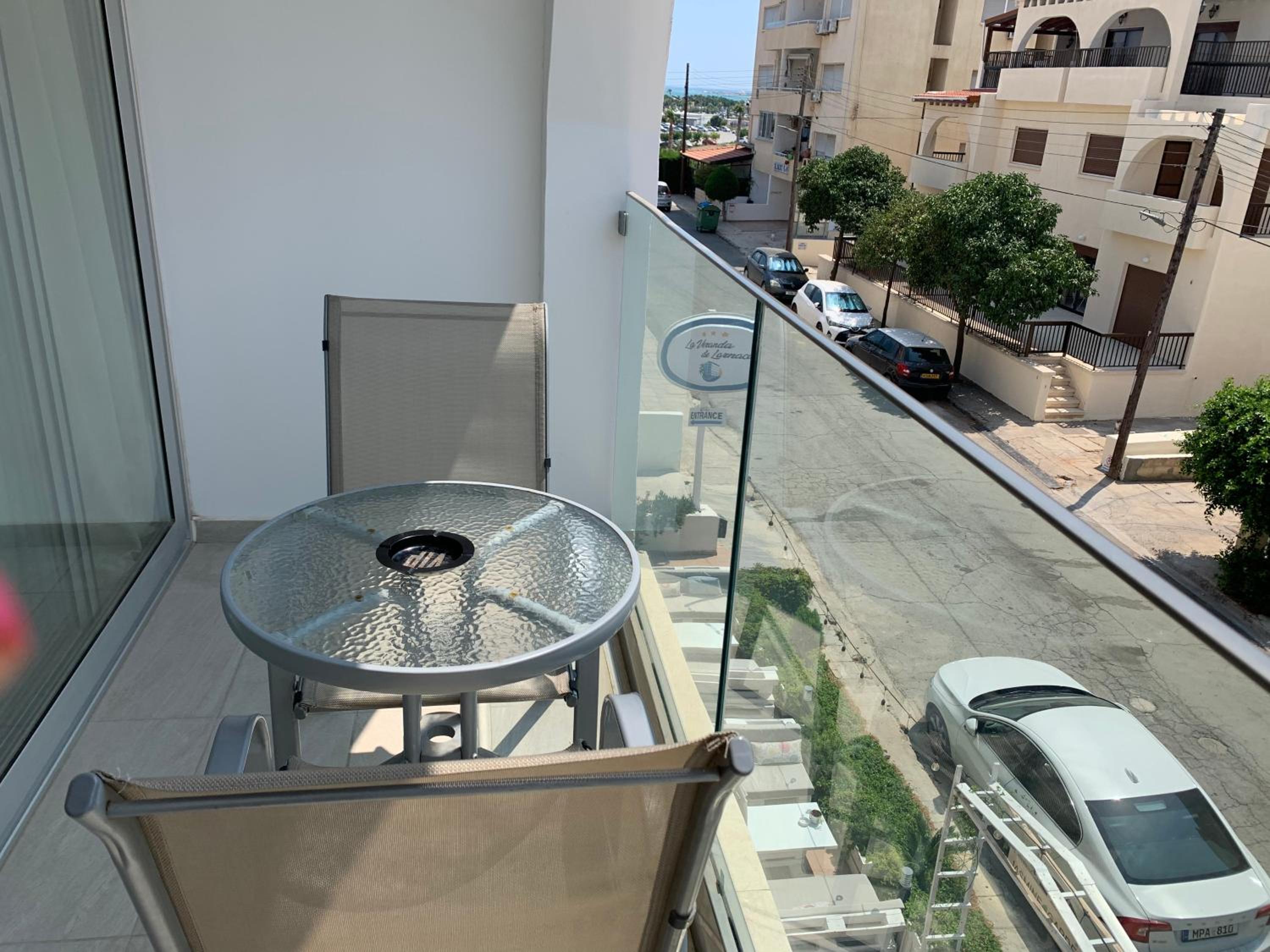 Suite with Balcony - Photo 3