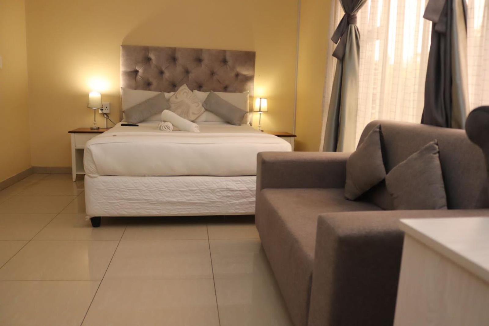 Standard Queen Room - Photo 4
