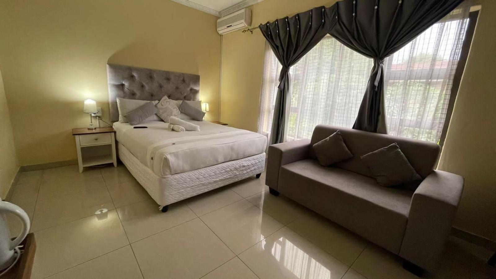 Standard Queen Room - Photo 3