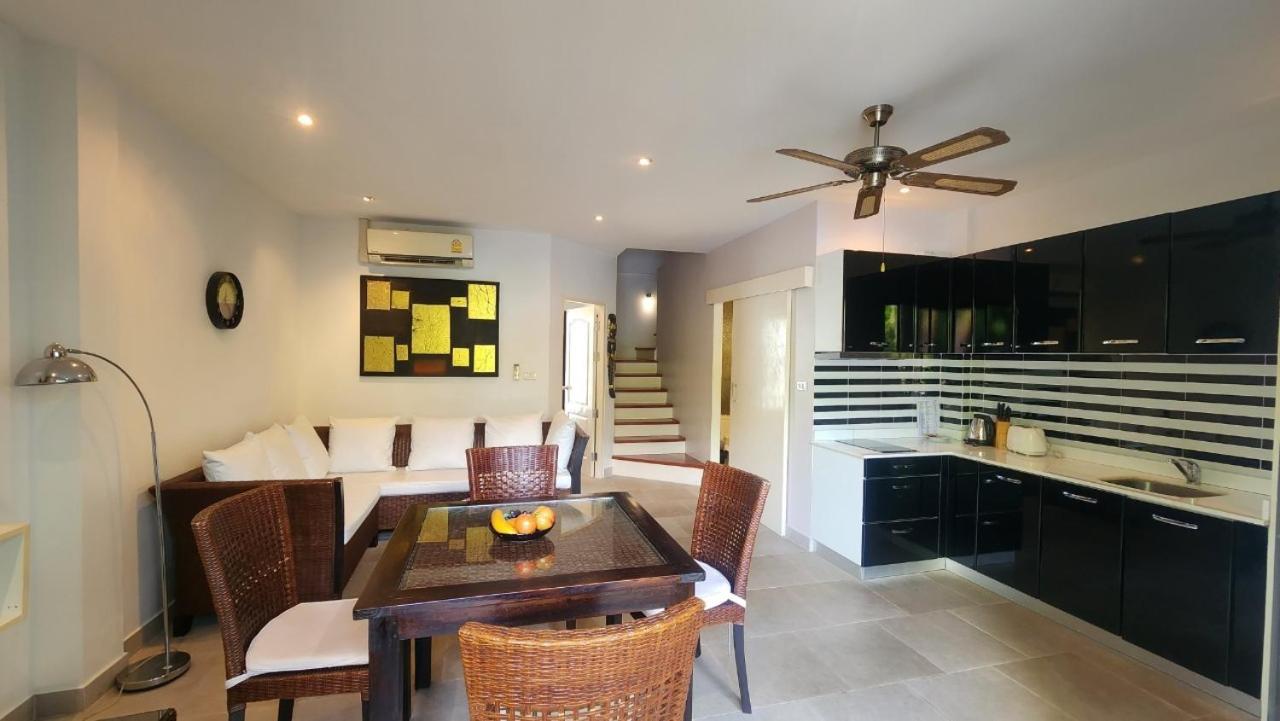Three-Bedroom Villa photo 3
