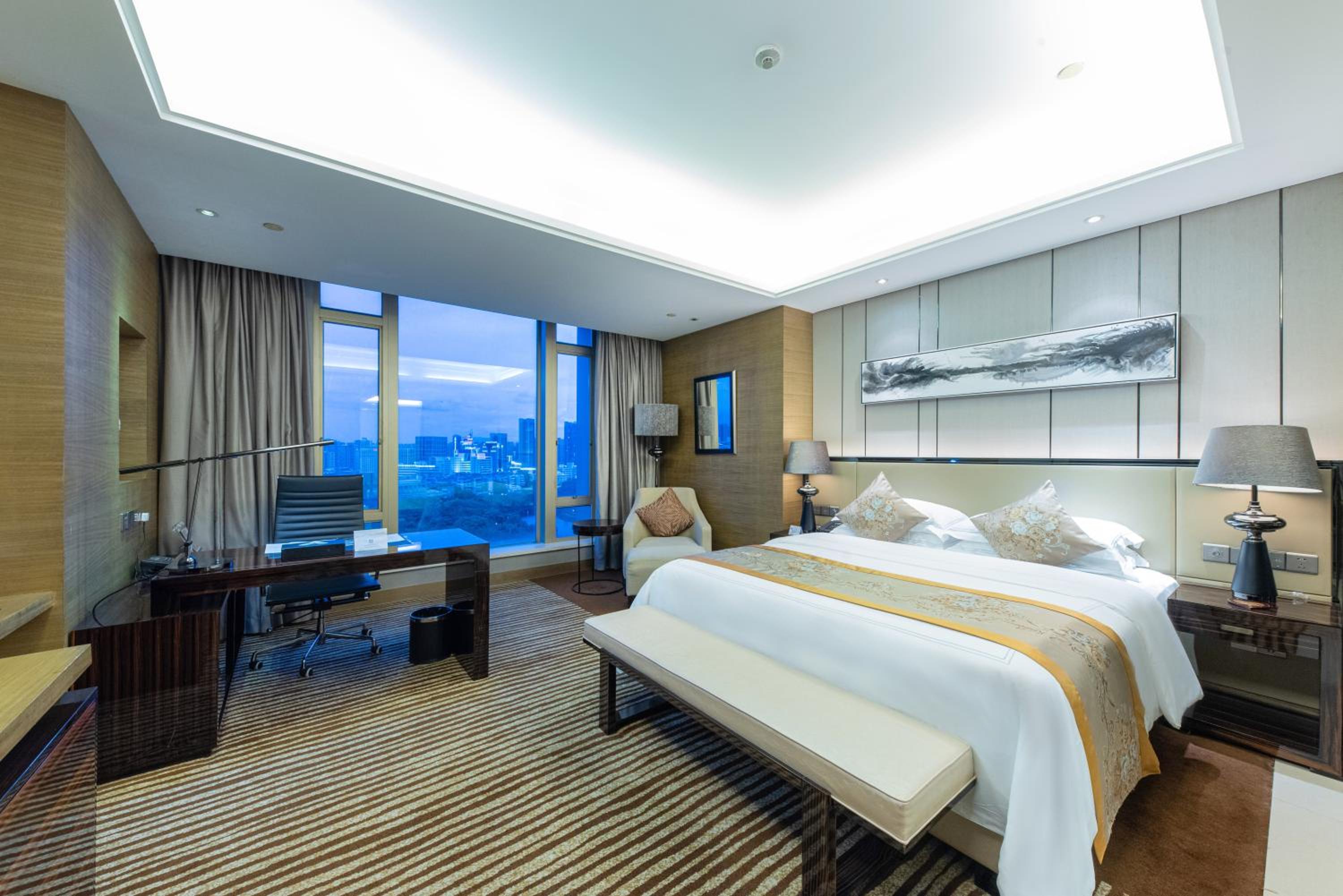 Queen Room with Garden View photo 2
