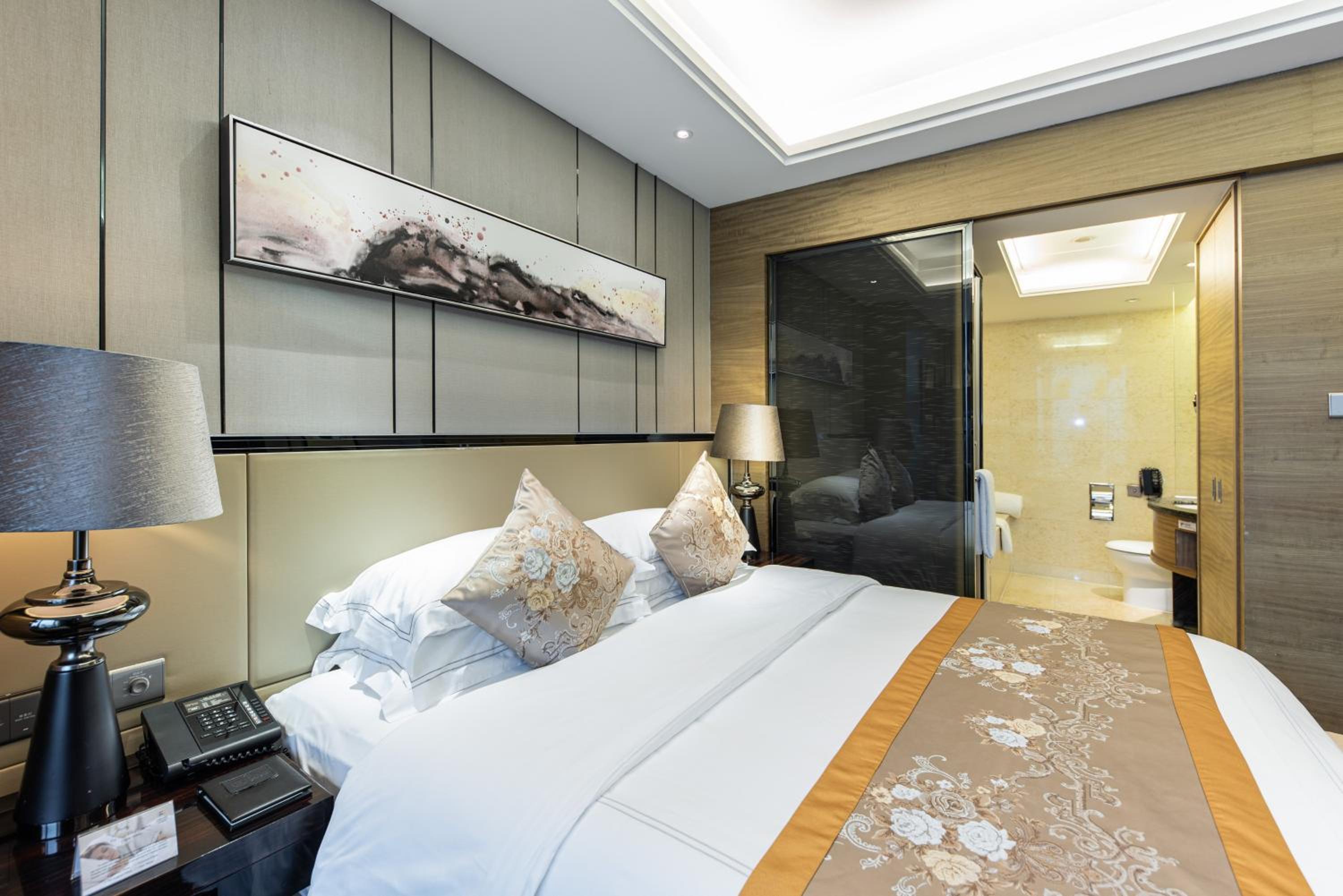 Superior Queen Room photo 2