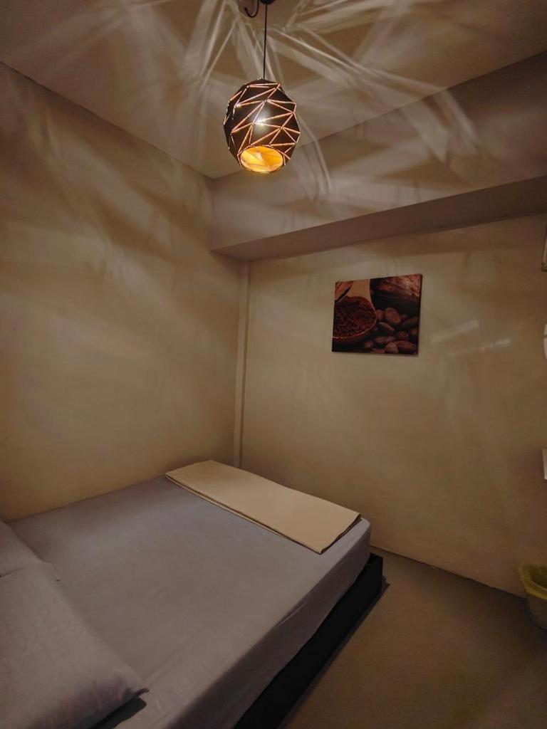 Standard Double Room with Shared Bathroom