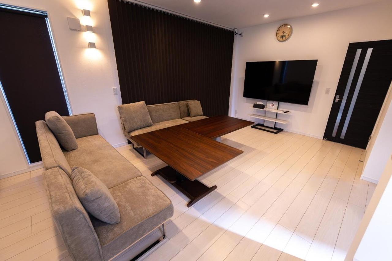 Four-Bedroom House photo 1
